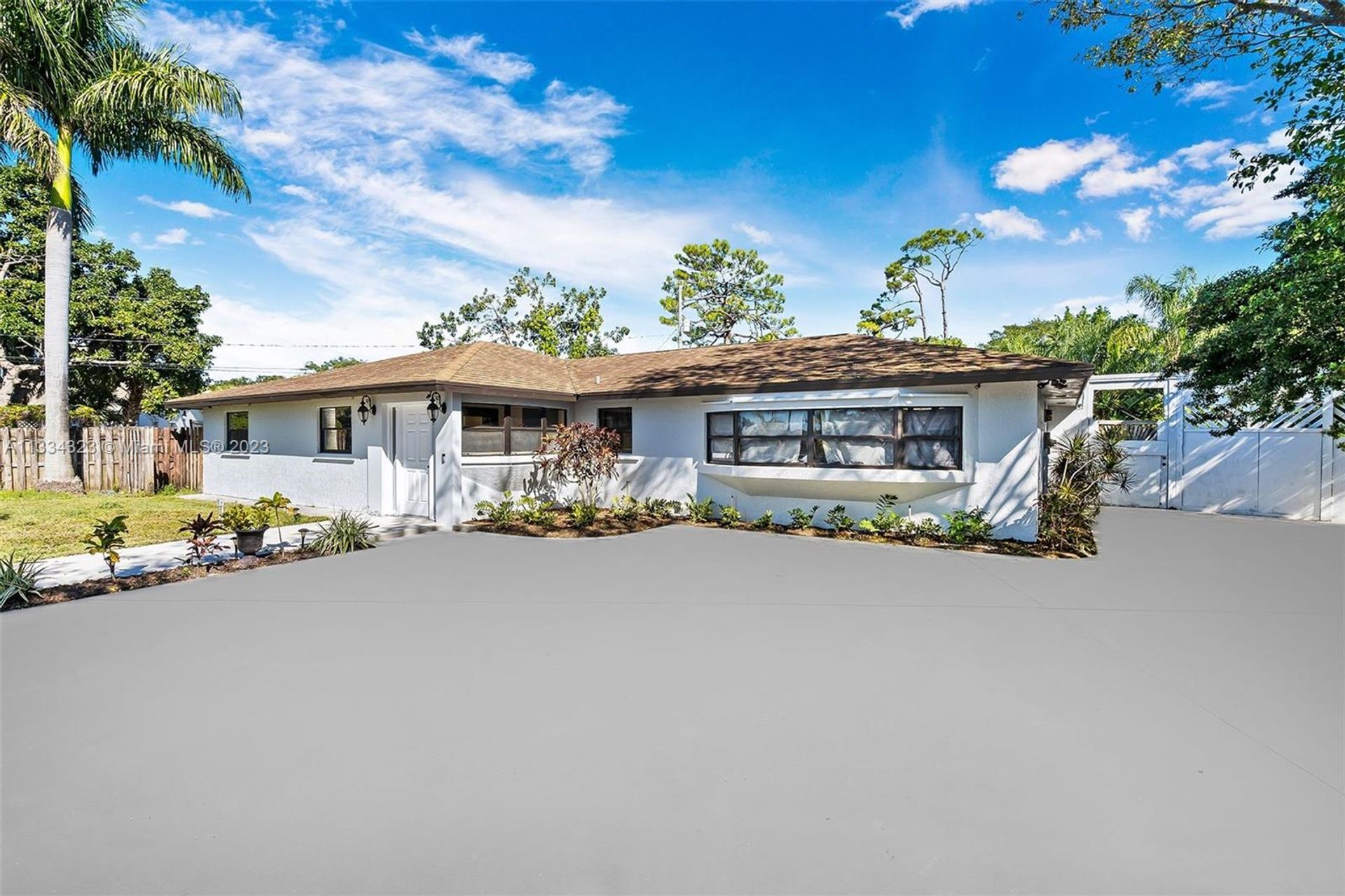 σπίτι σε Kenwood Estates, Florida 11622432