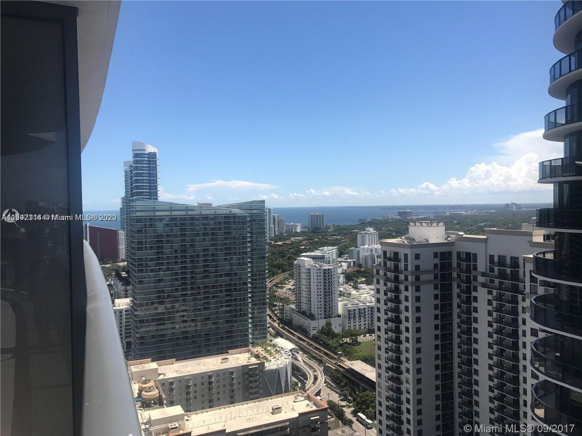 Condominium in Miami, Florida 11622443