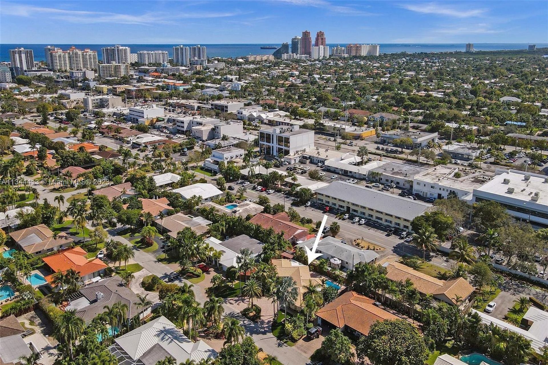 жилой дом в Fort Lauderdale, Florida 11622445