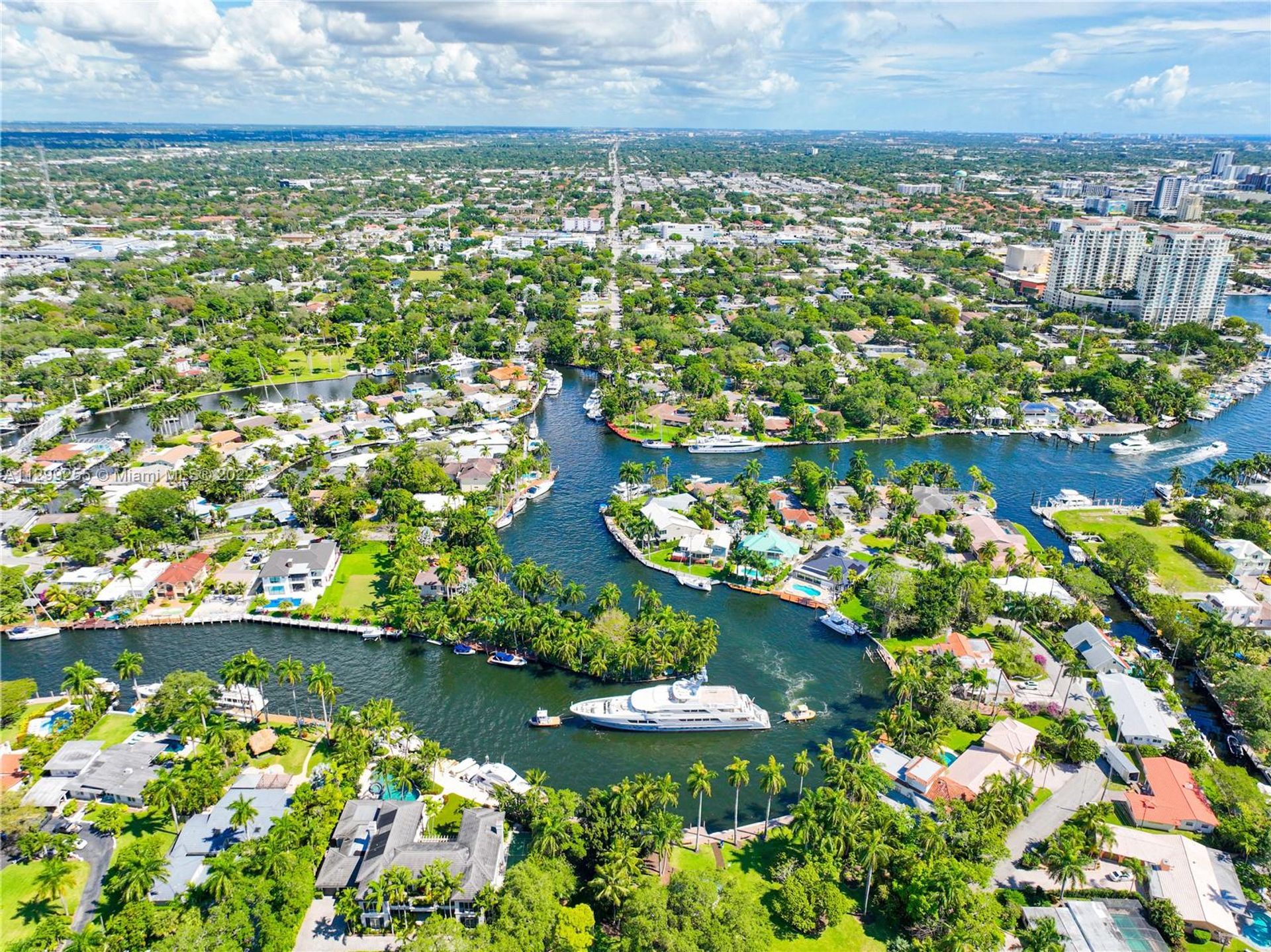 Rumah di Fort Lauderdale, Florida 11622478