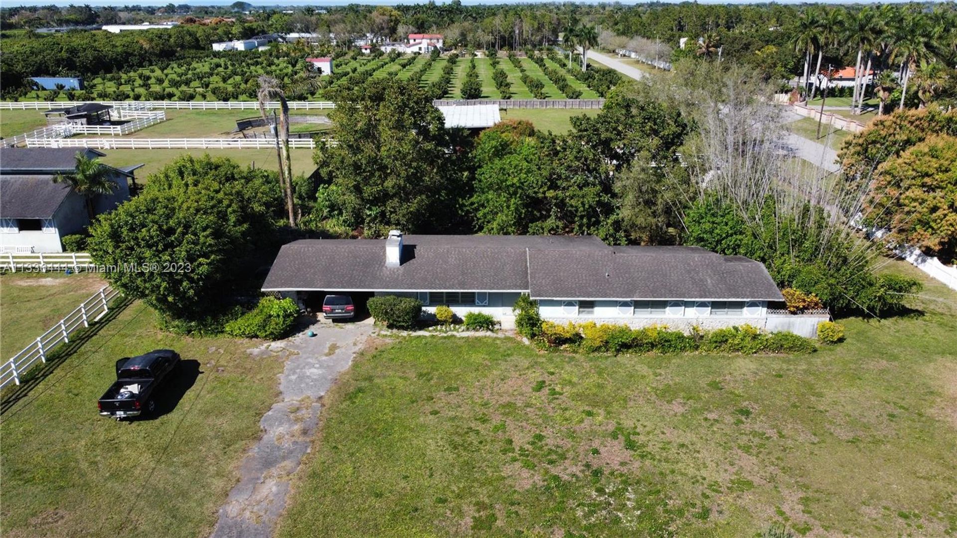 Rumah di Tanah Merah, Florida 11622521