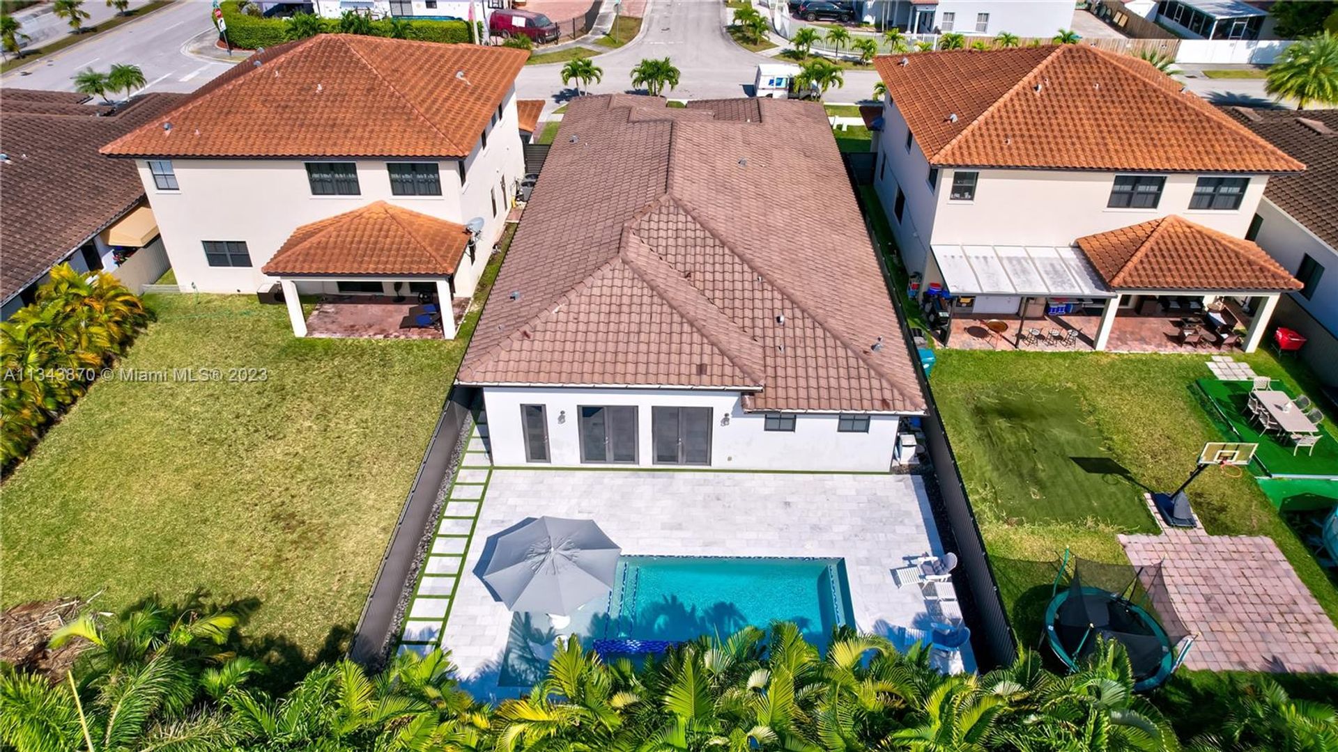 Haus im Miami, Florida 11622527