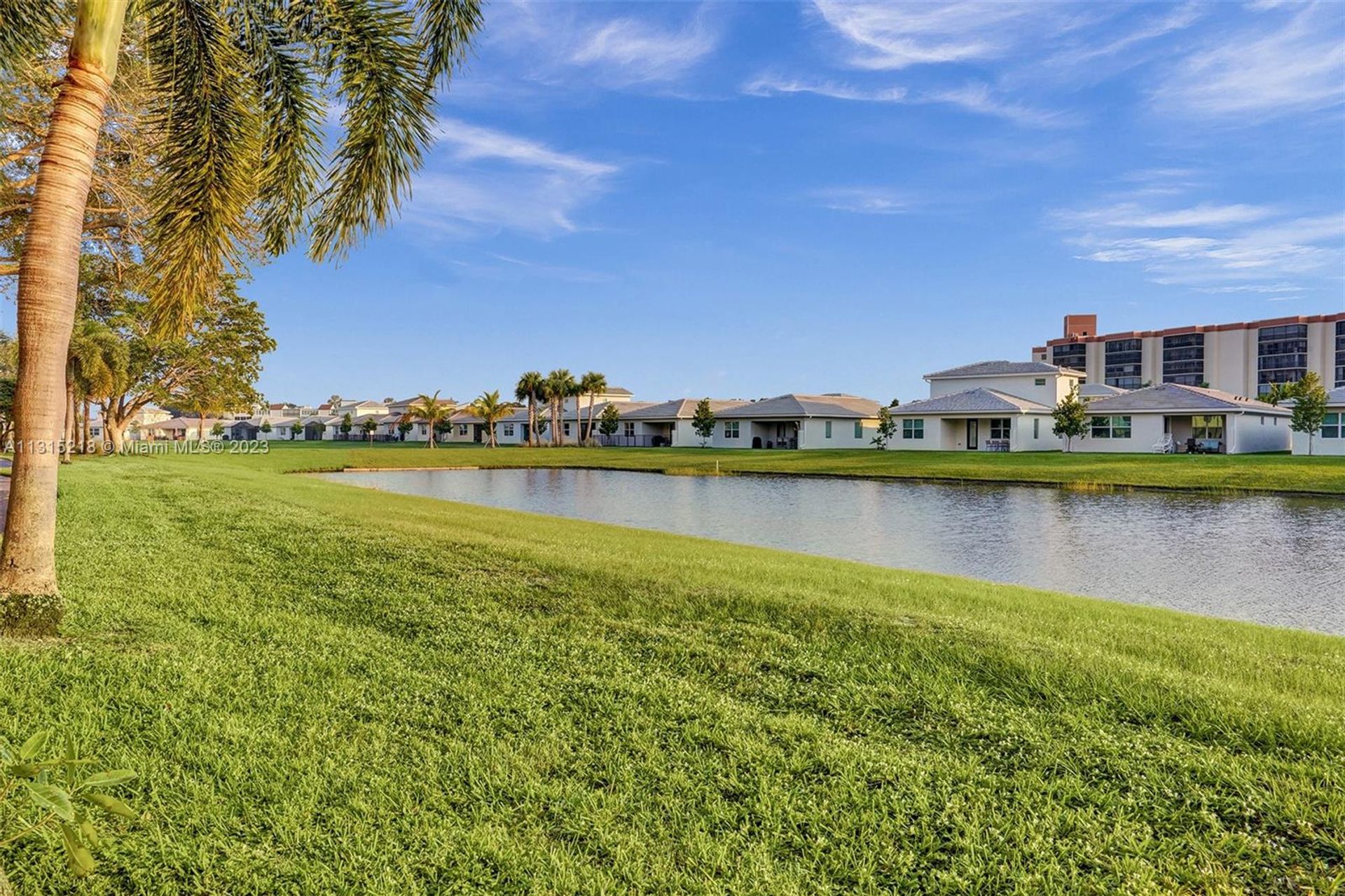 Condominium in Villages of Oriole, Florida 11622554