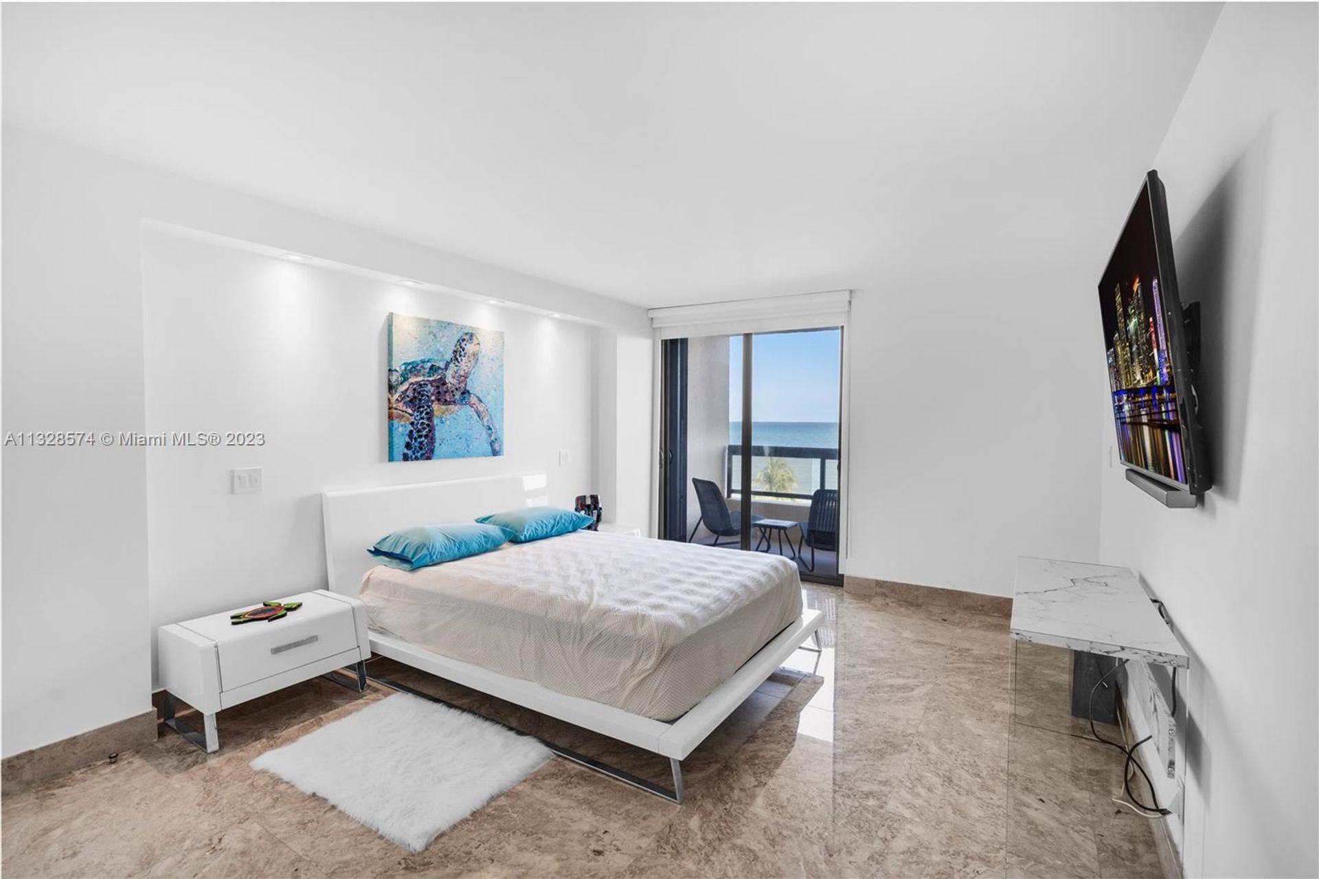 Condominium in Miami Beach, Florida 11622571