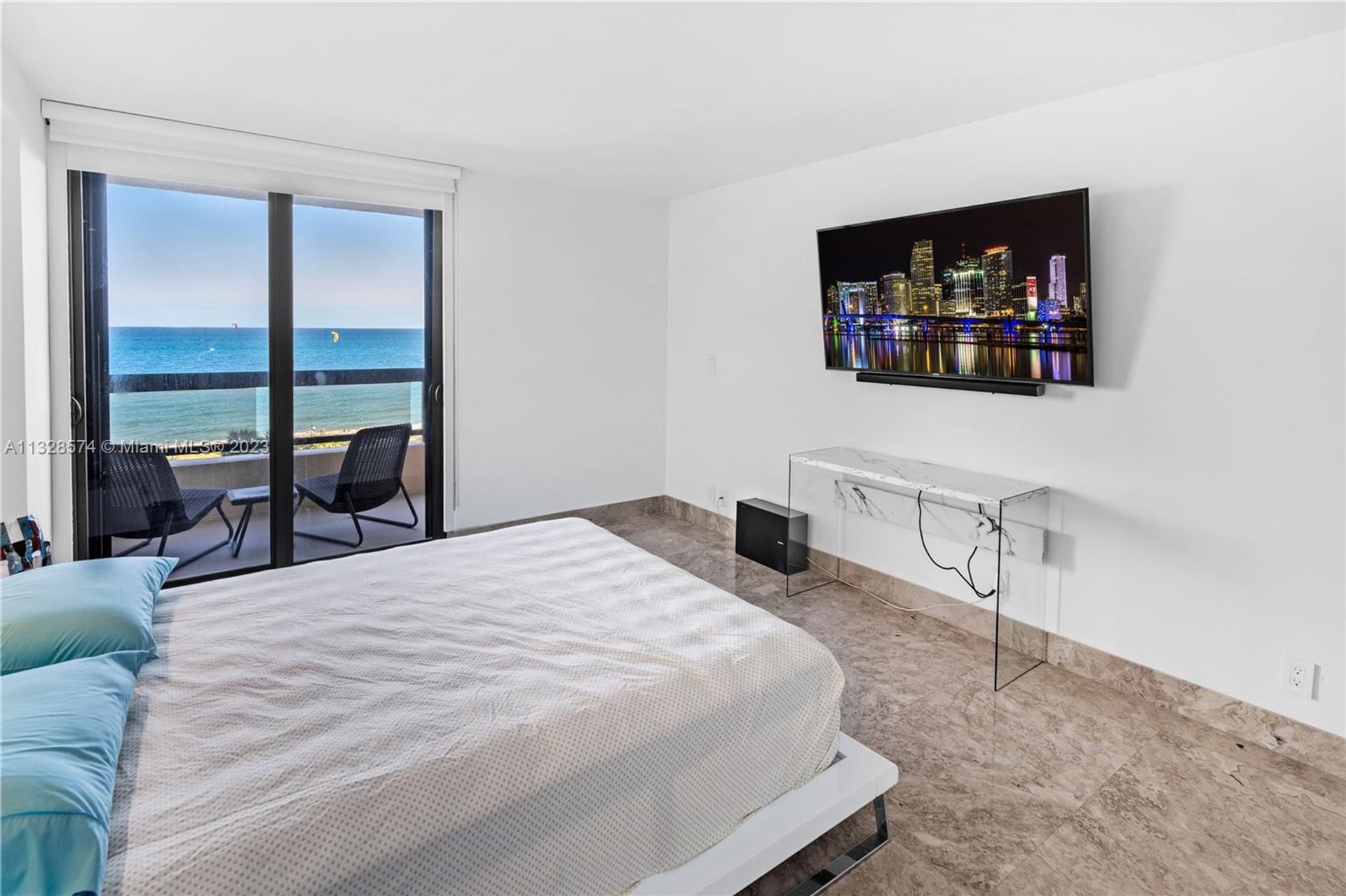 Condominium in Miami Beach, Florida 11622571