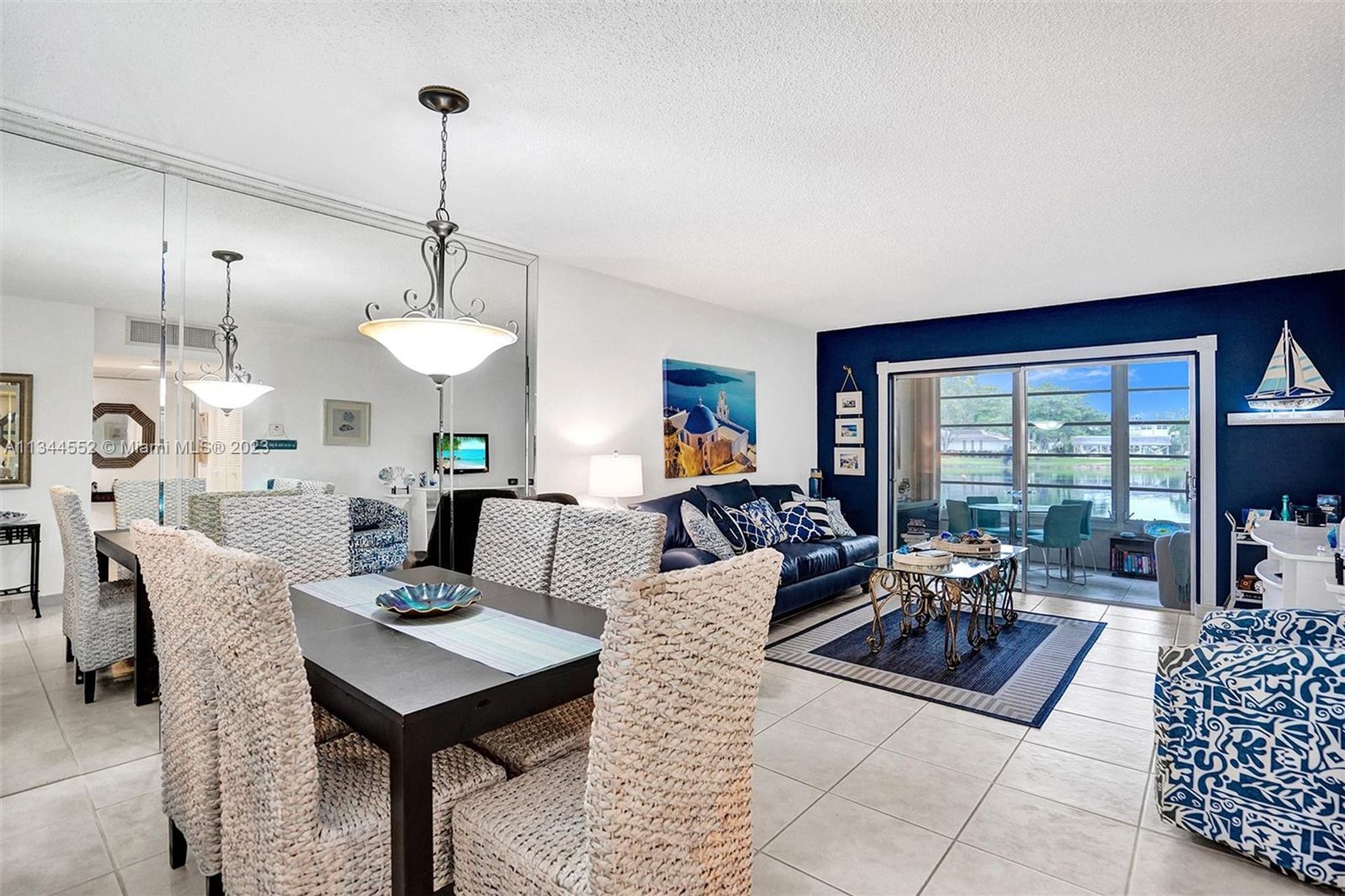 Condominio nel Lauderdale Lakes, Florida 11622586