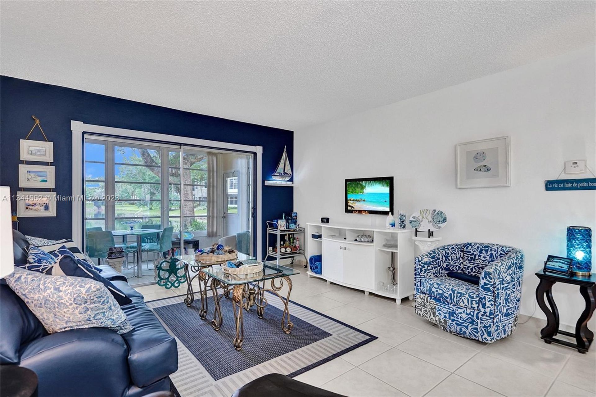 Condominio nel Lauderdale Lakes, Florida 11622586