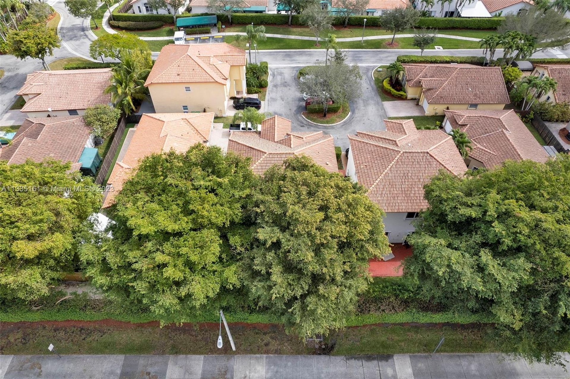 Rumah di Doral, Florida 11622594