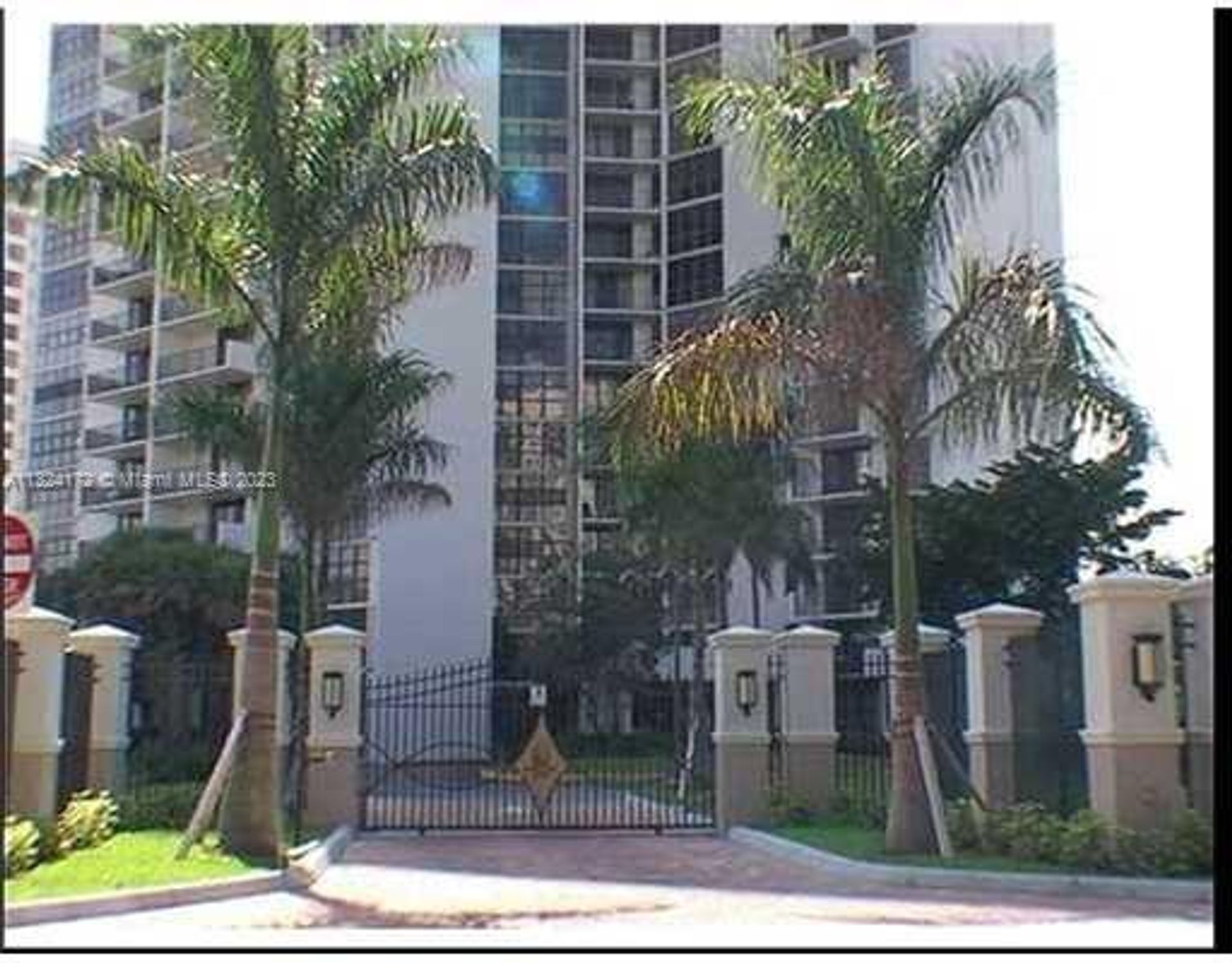 Huis in Aventura, Florida 11622649