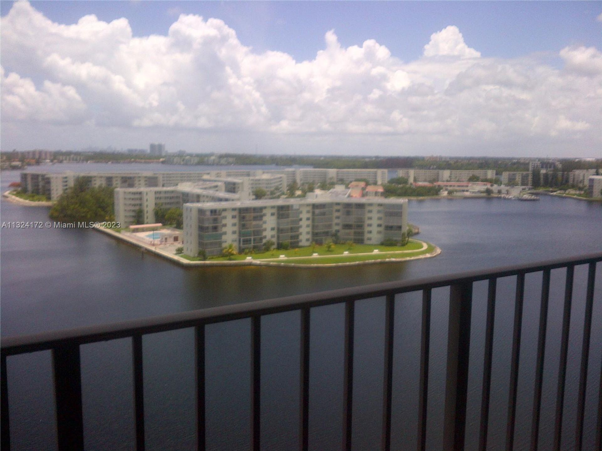 בַּיִת ב Aventura, Florida 11622649