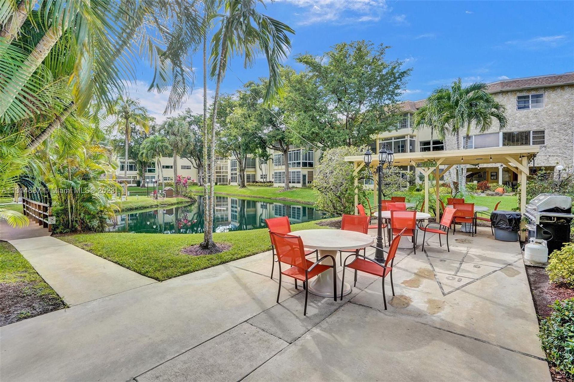 Condominio nel Lauderdale Lakes, Florida 11622679