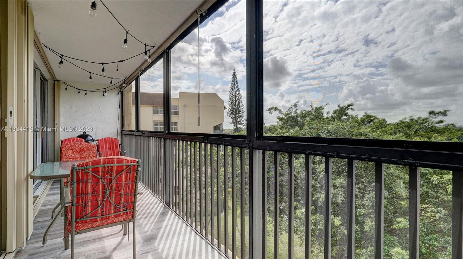 Condominium in Lauderhill, Florida 11622684