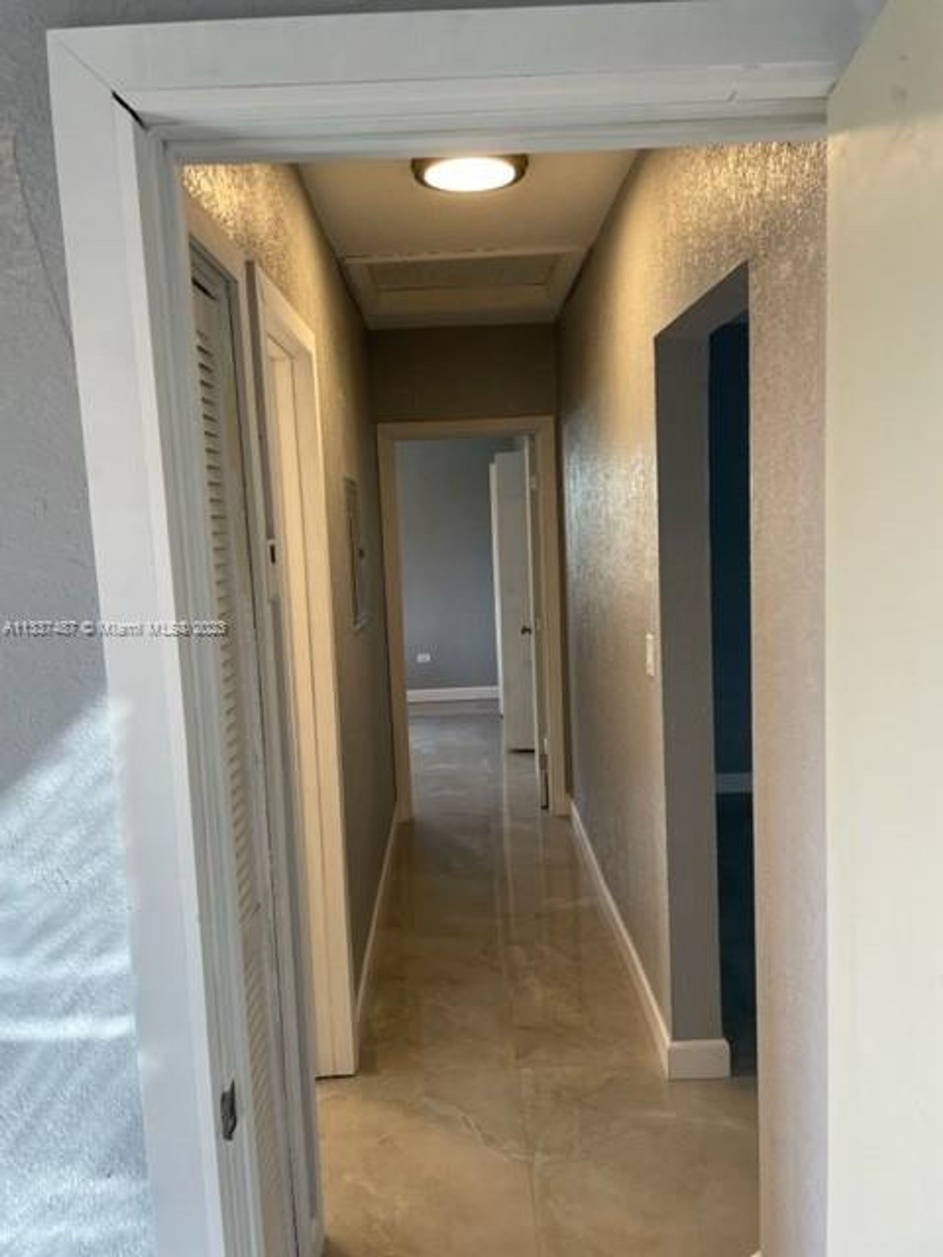 मकान में North Miami Beach, Florida 11622741