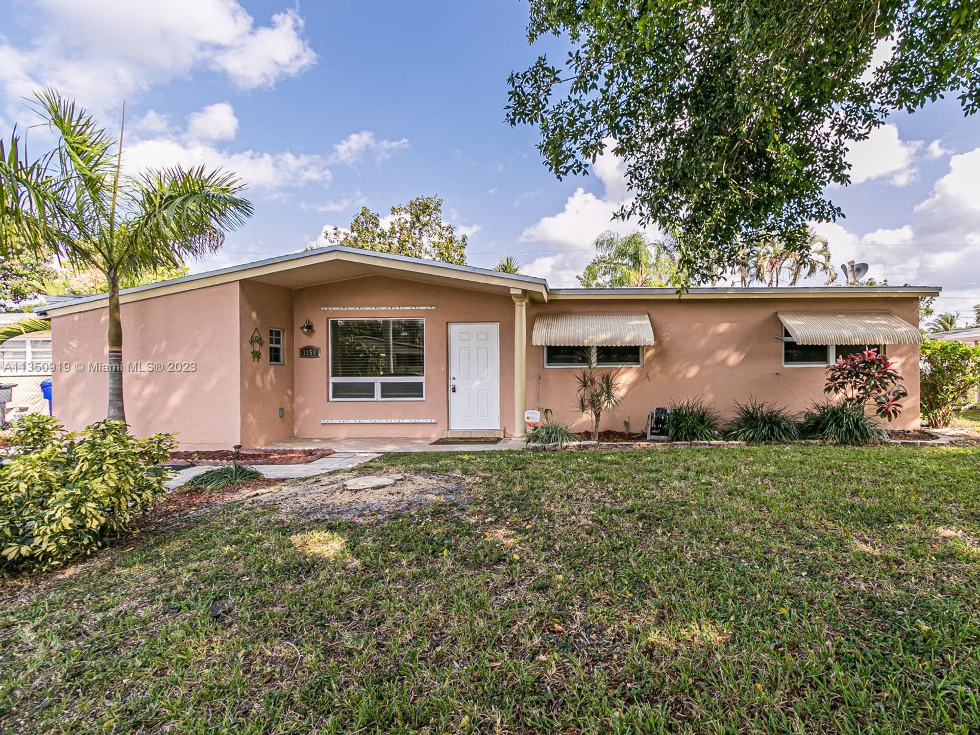 House in Hollywood, Florida 11622751