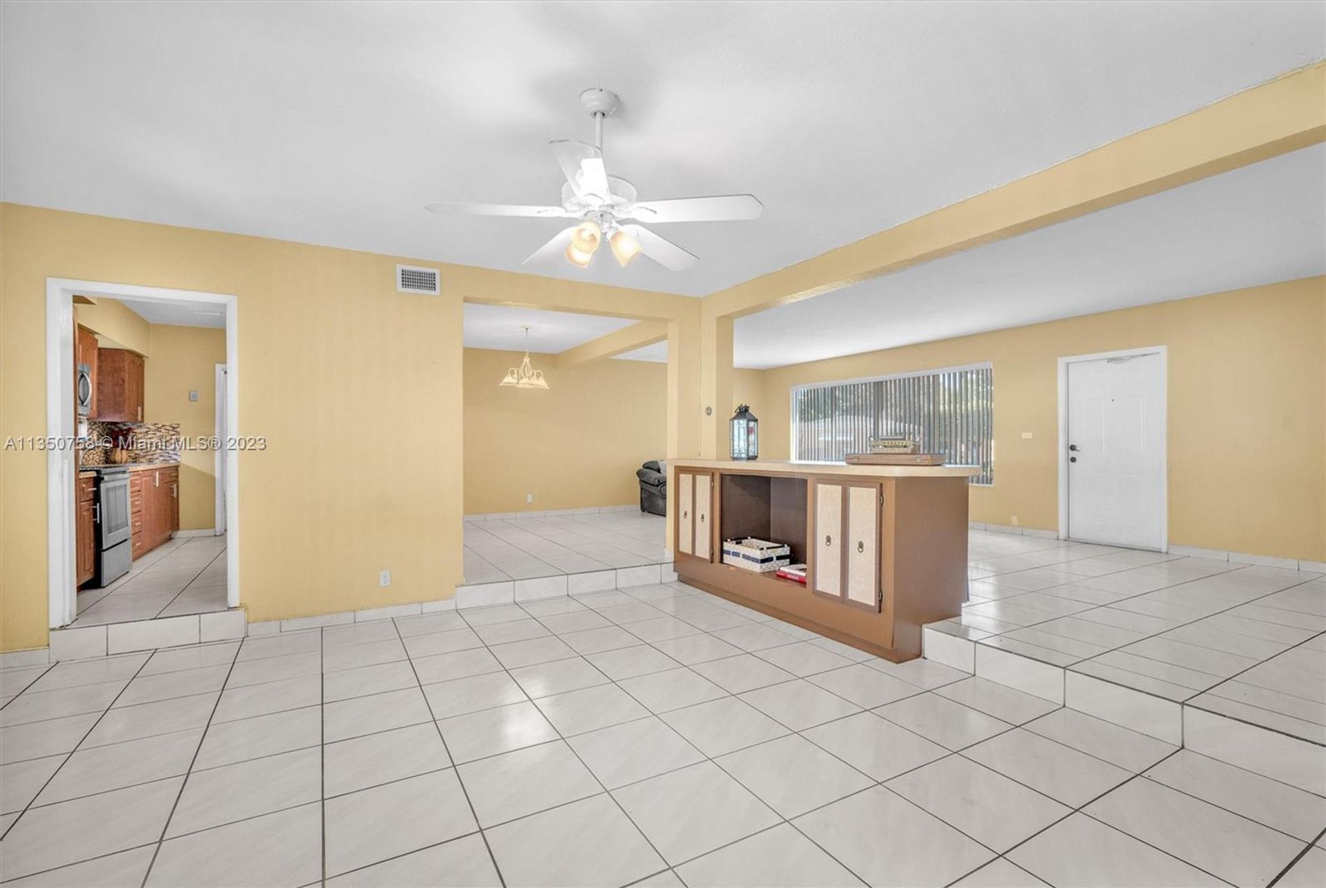 House in North Miami, Florida 11622752