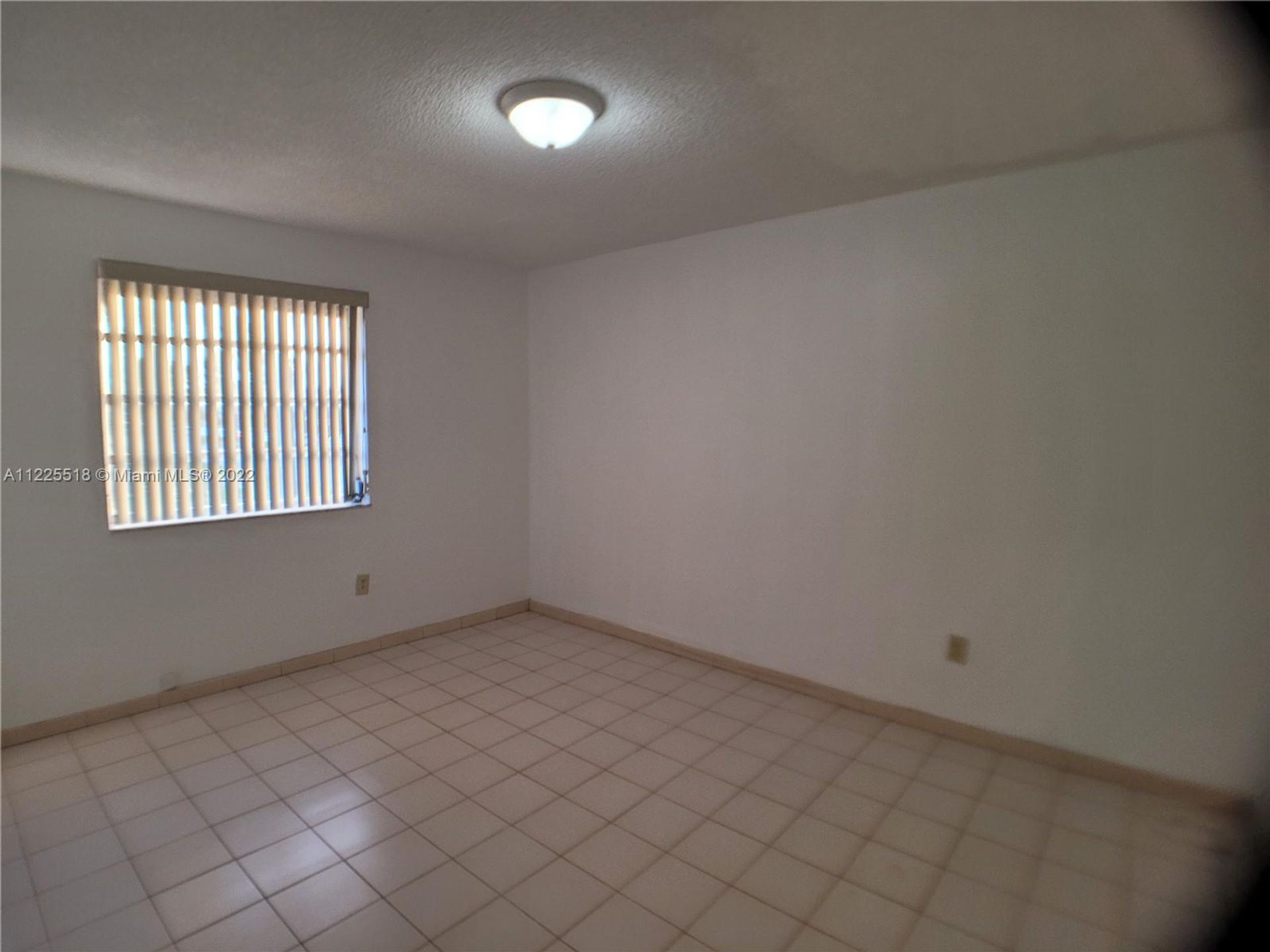 Residential in Miami, Florida 11622782