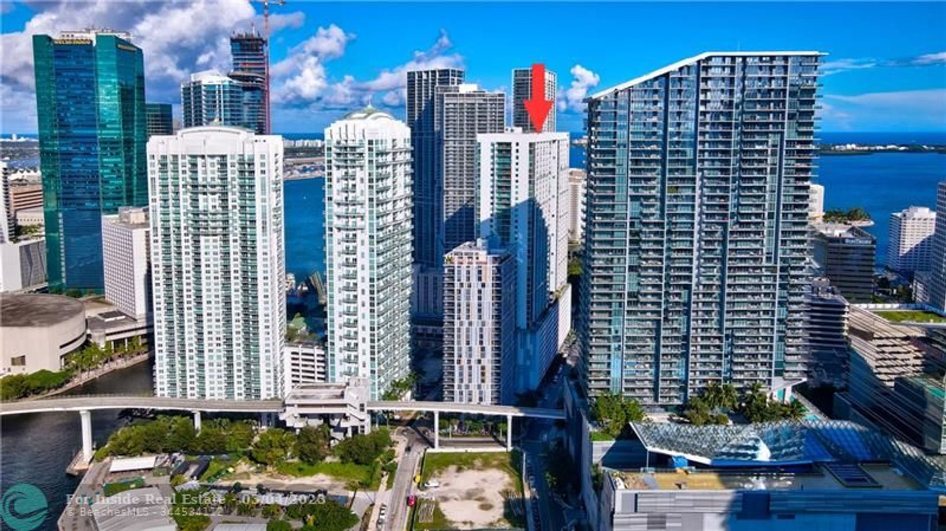 房子 在 Miami, Florida 11622797