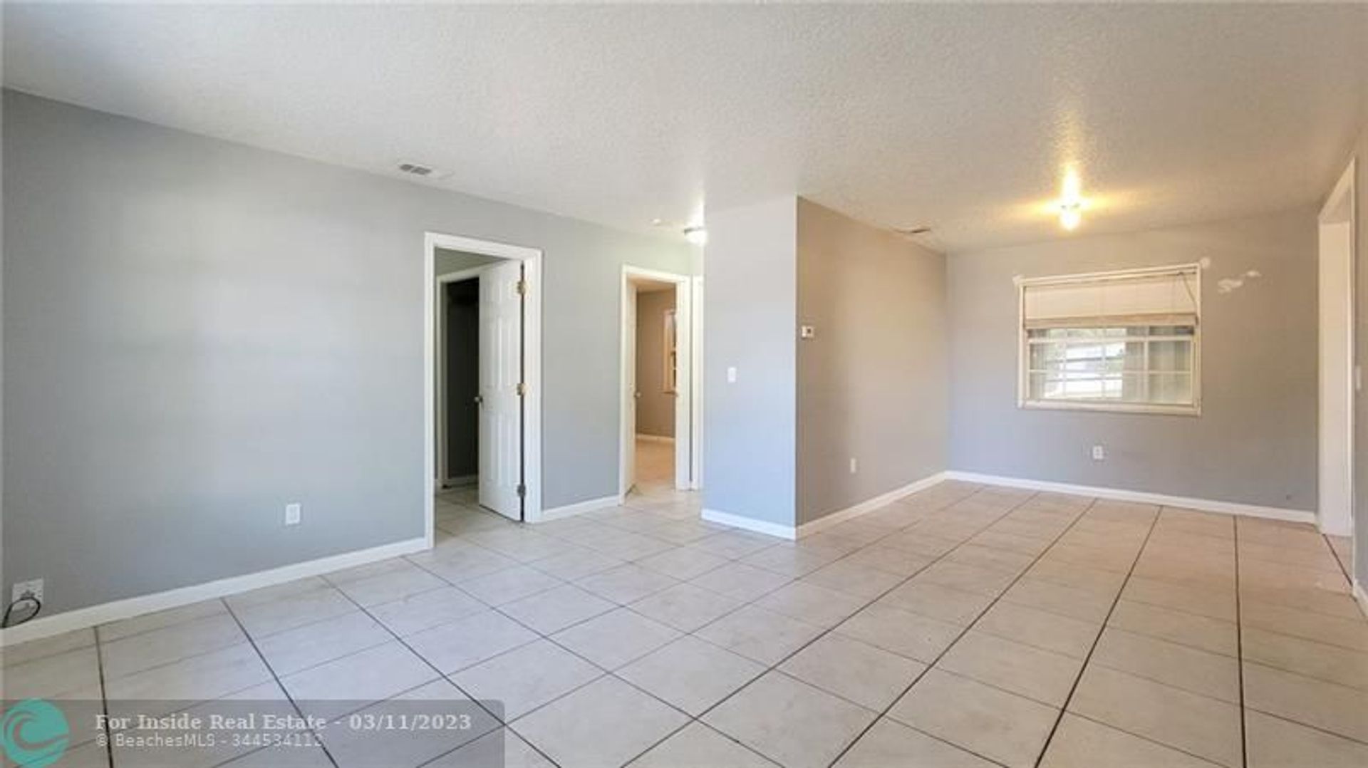 House in Hollywood, Florida 11622820