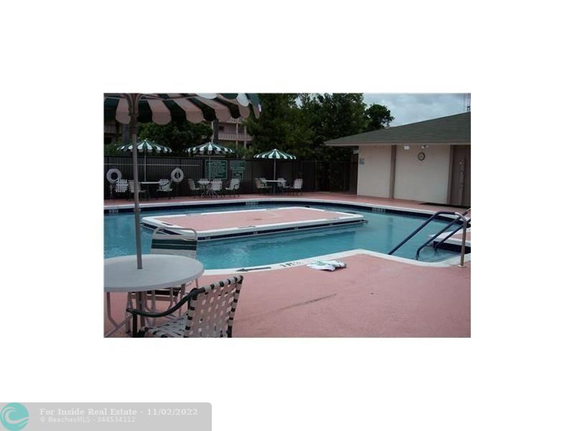 公寓 在 Coconut Creek, Florida 11622866