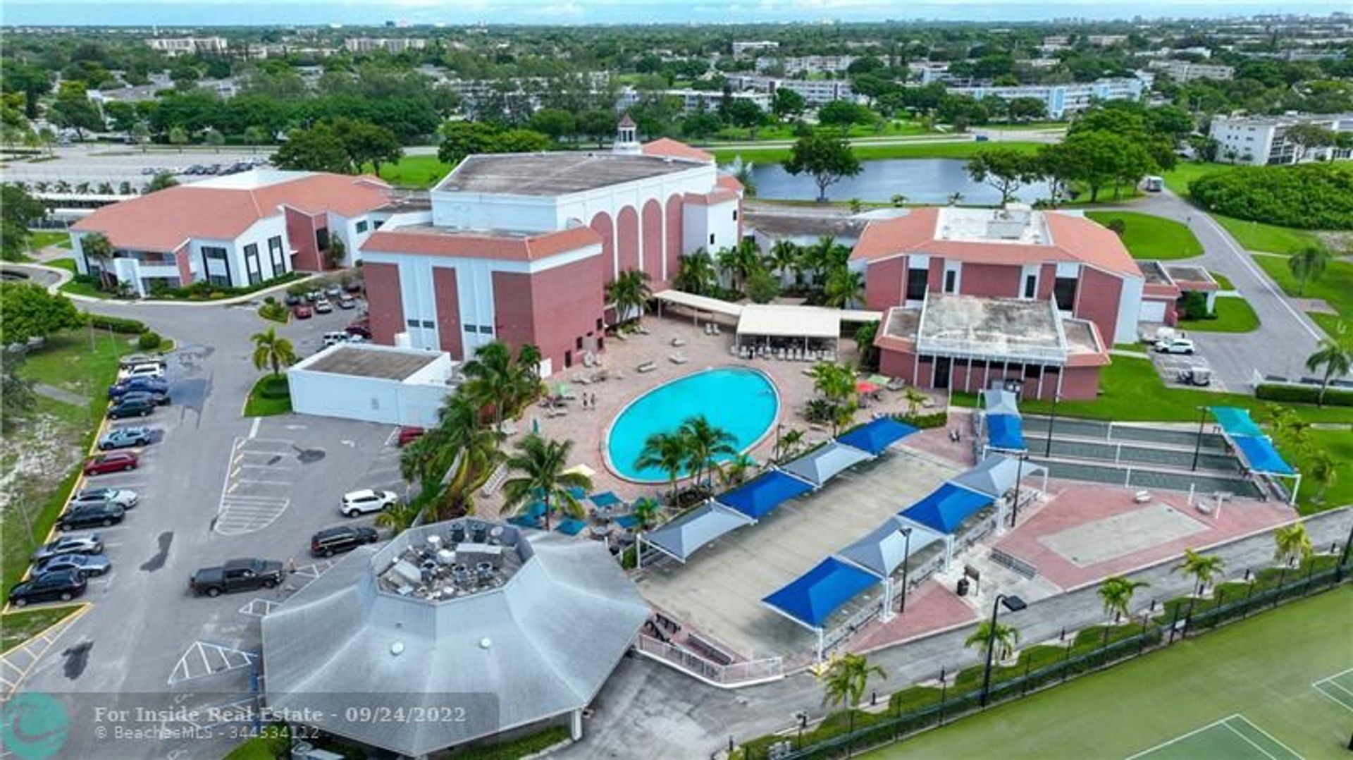 Kondominium di Deerfield Beach, Florida 11622898