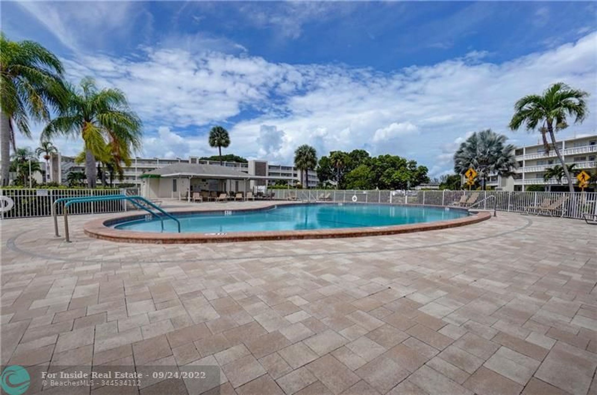 Condominium in Deerfield Beach, Florida 11622898