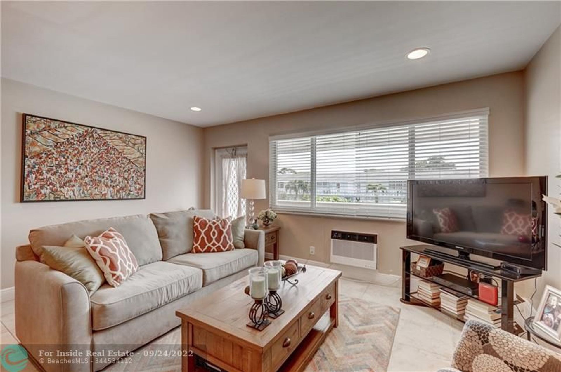 Condominium in Deerfield Beach, Florida 11622898