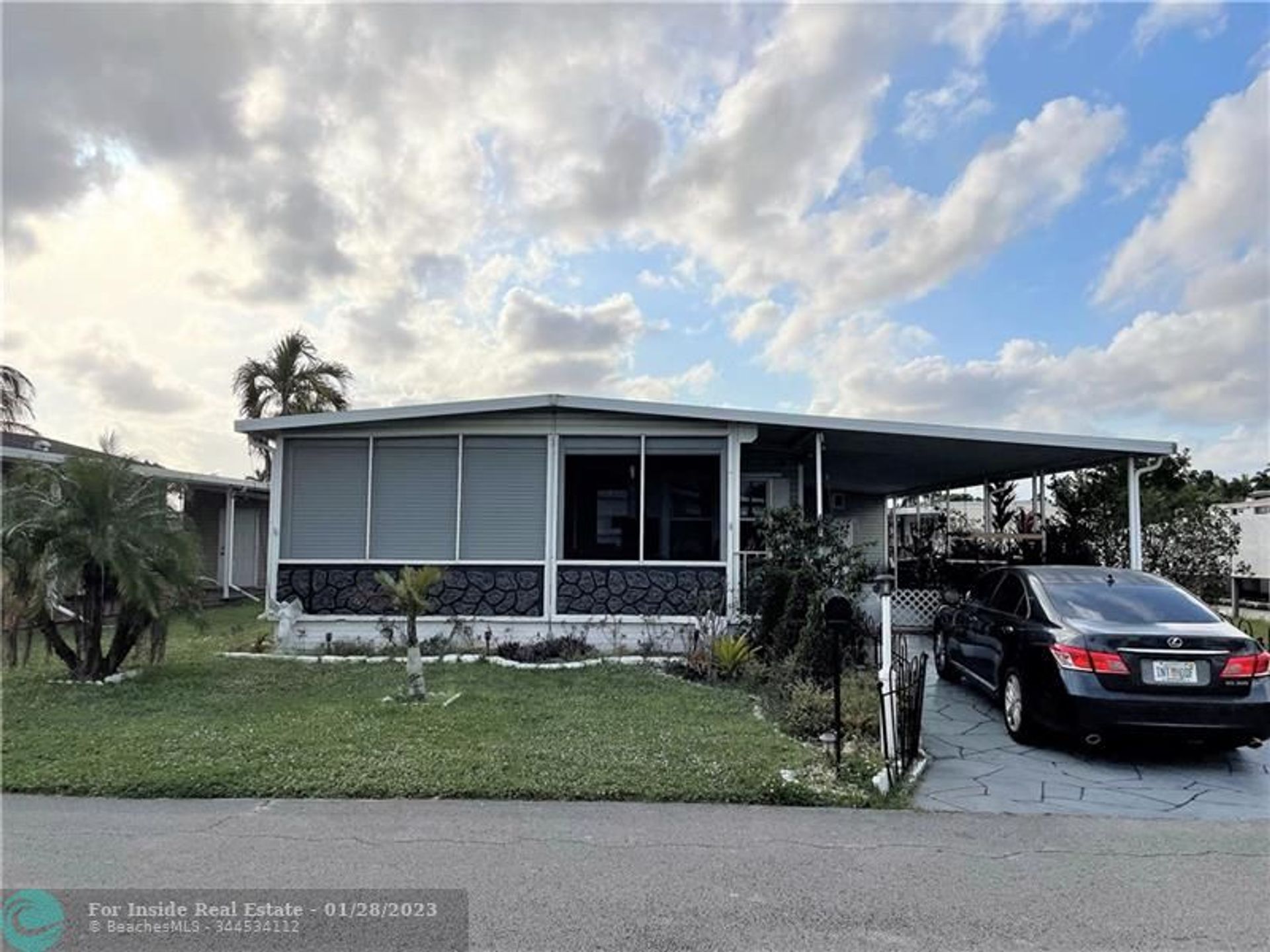 House in Davie, Florida 11622901