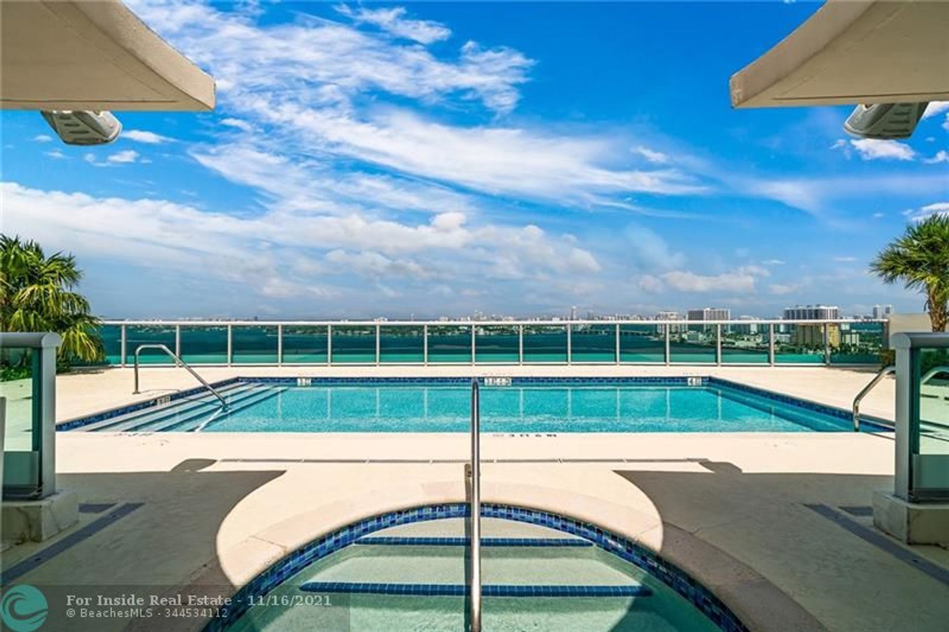 Condominio en North Bay Village, Florida 11622915