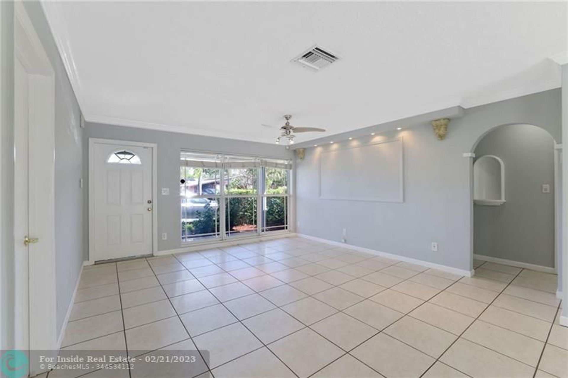 House in Oakland Park, Florida 11622919