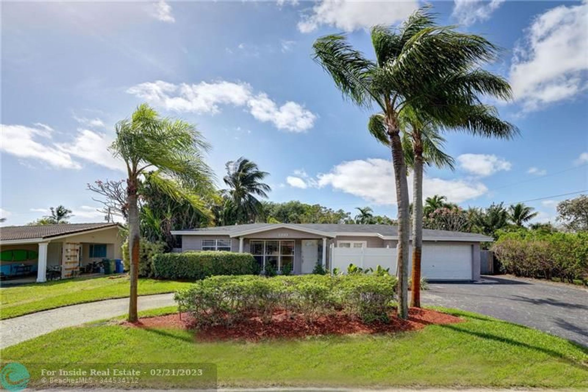 House in Oakland Park, Florida 11622919