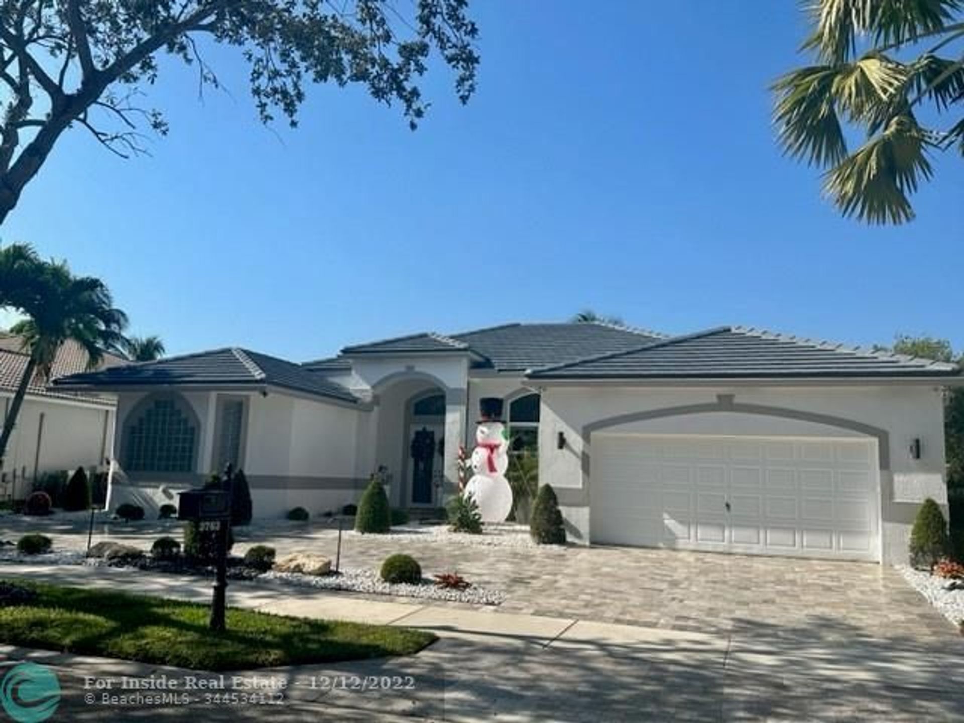 жилой дом в Weston, Florida 11622926