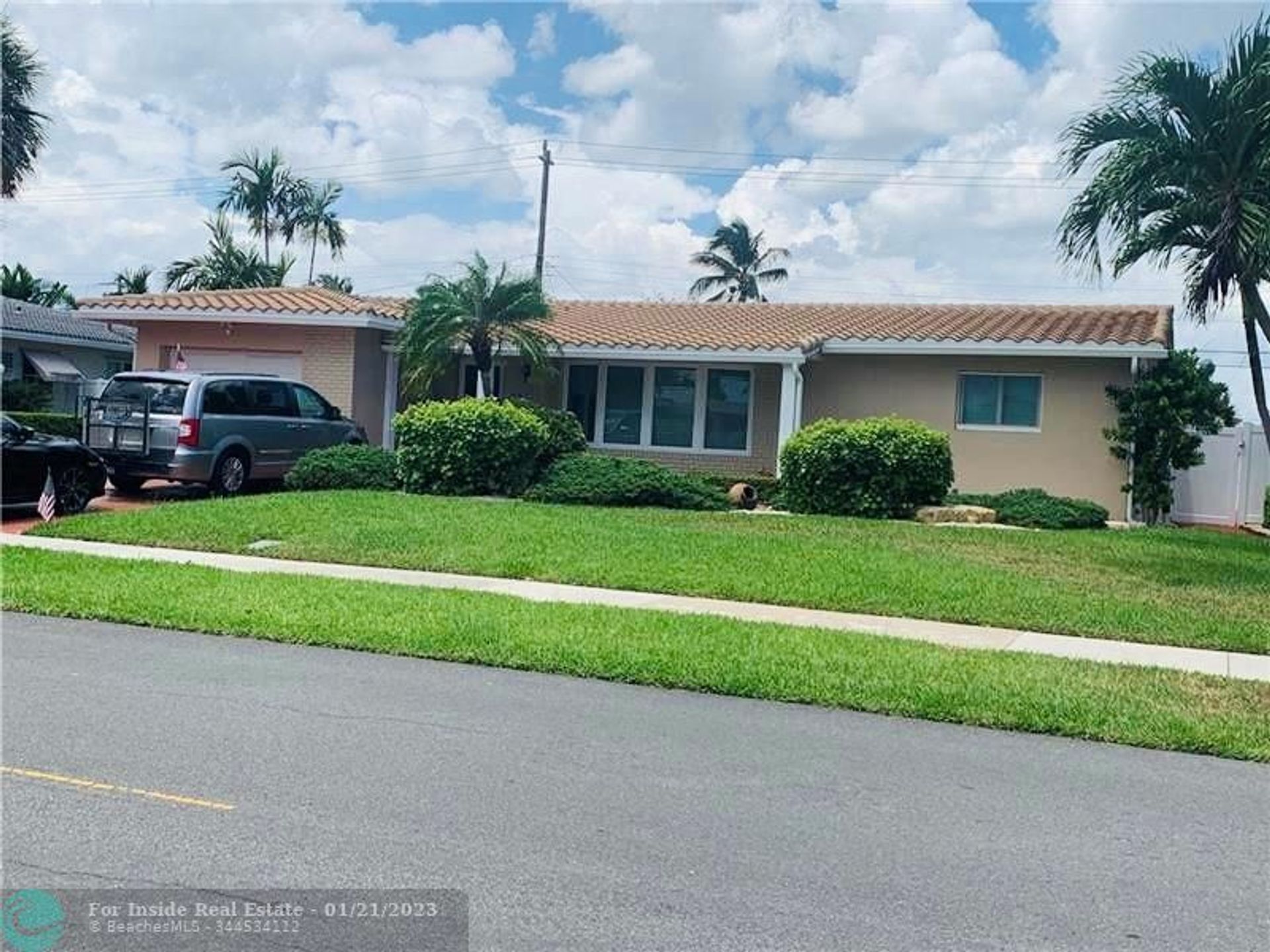 بيت في Garden Isles, Florida 11622944