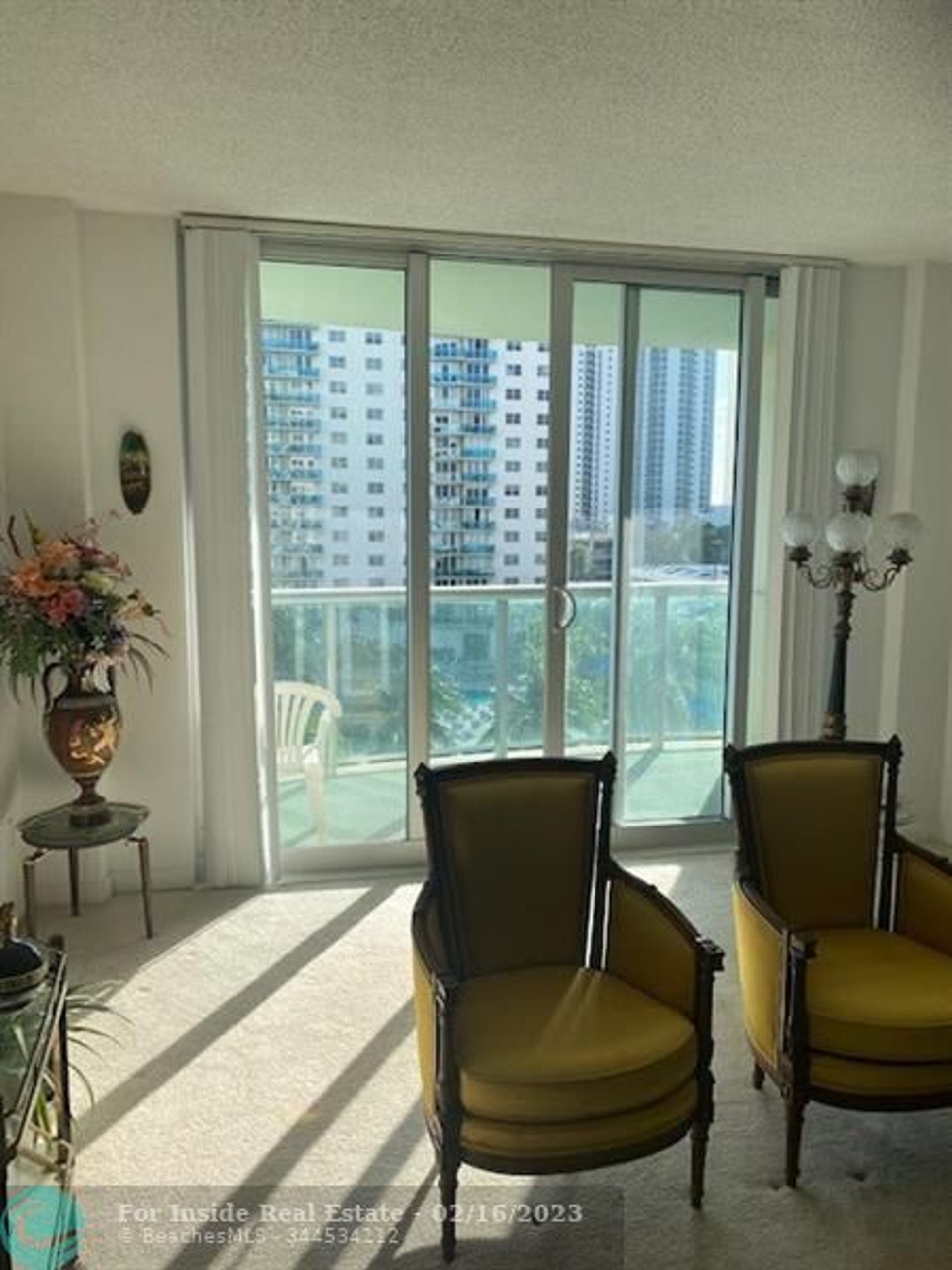 公寓 在 Sunny Isles Beach, Florida 11622957