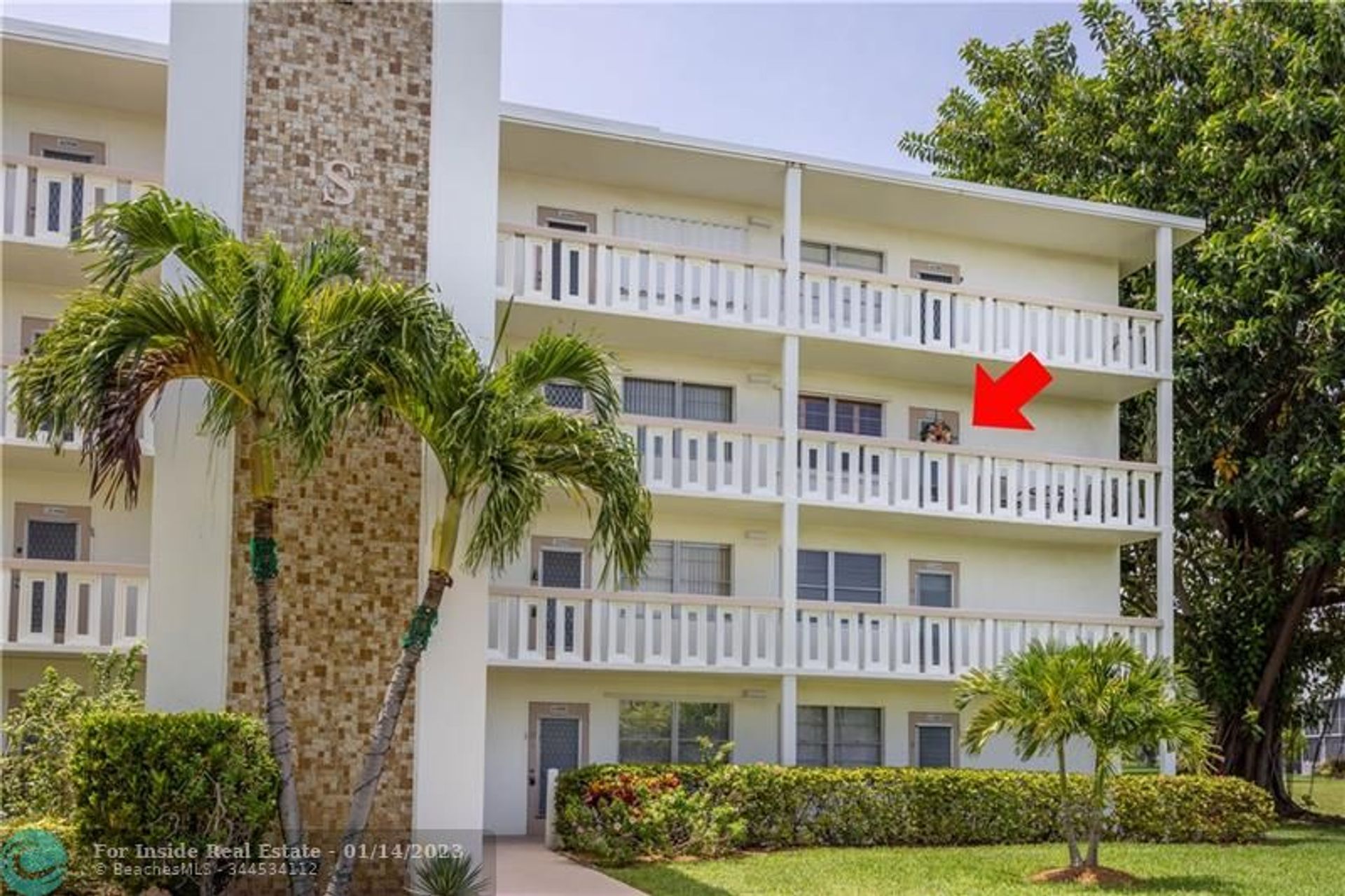 Condominium in West Deerfield-strand, Florida 11622972