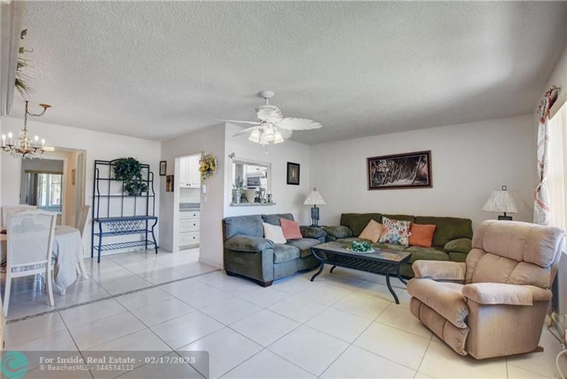 Condominium dans Village du siècle, Floride 11623005