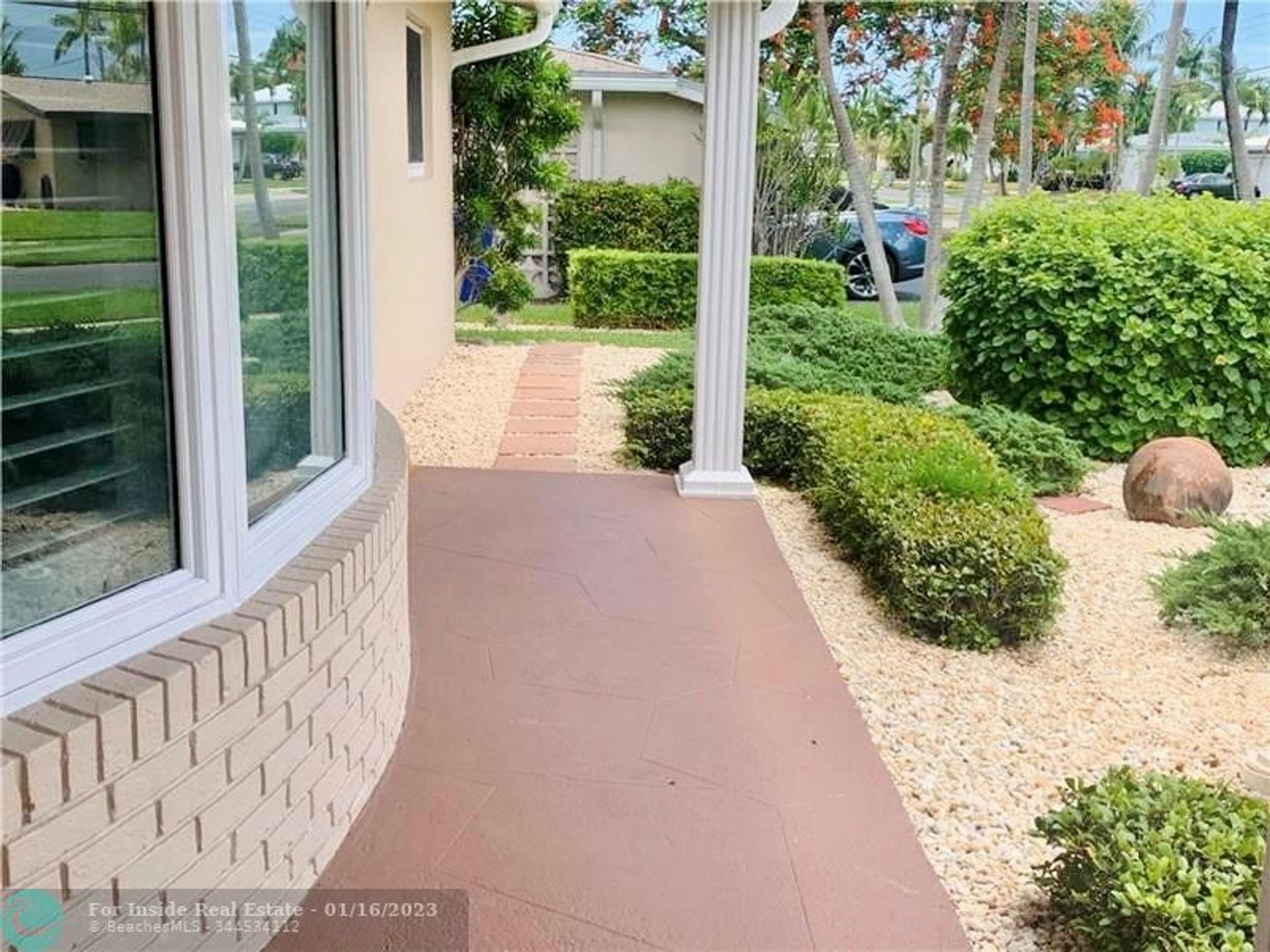 Dom w Garden Isles, Florida 11623041