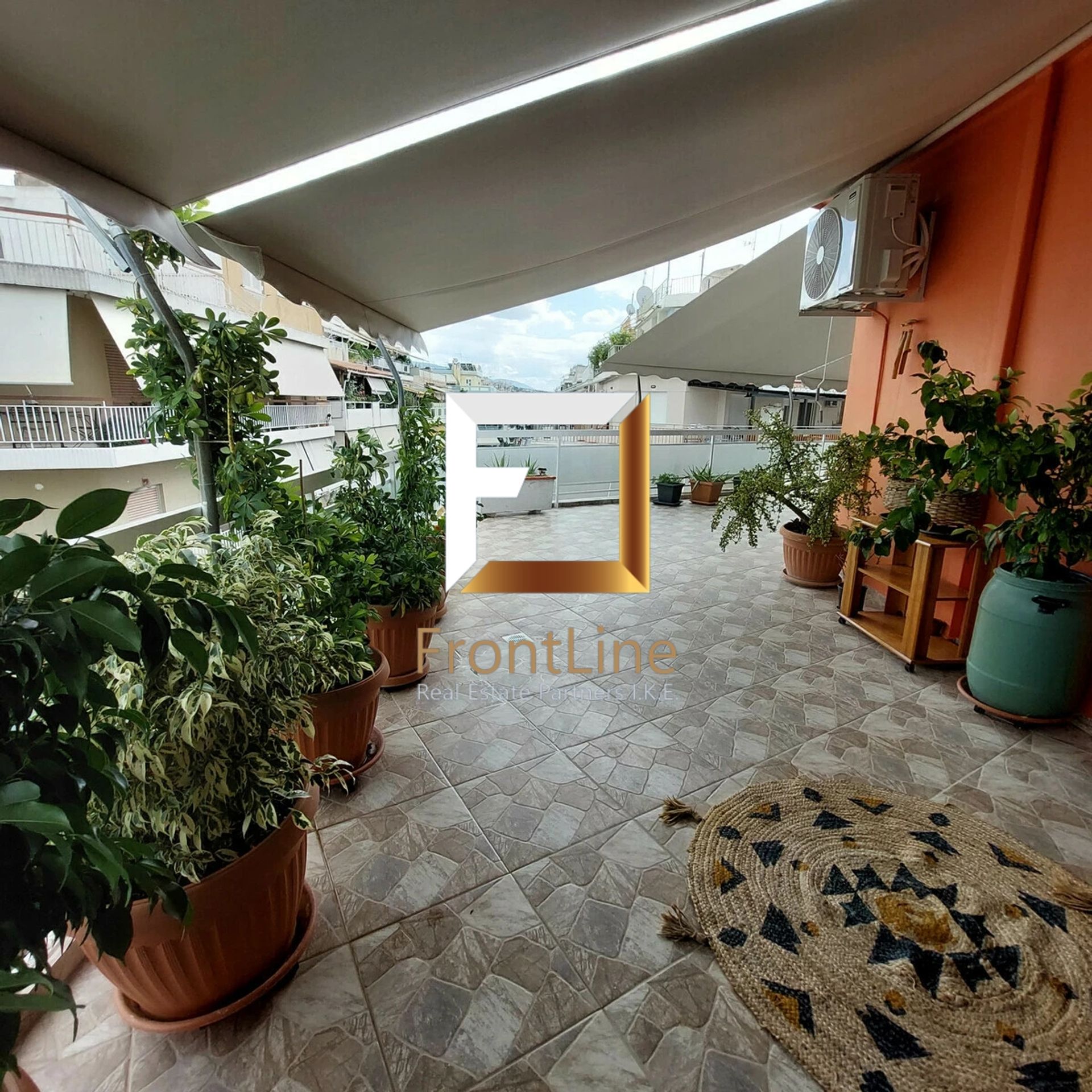 Condominio en Thessaloniki, Platonos 11623136