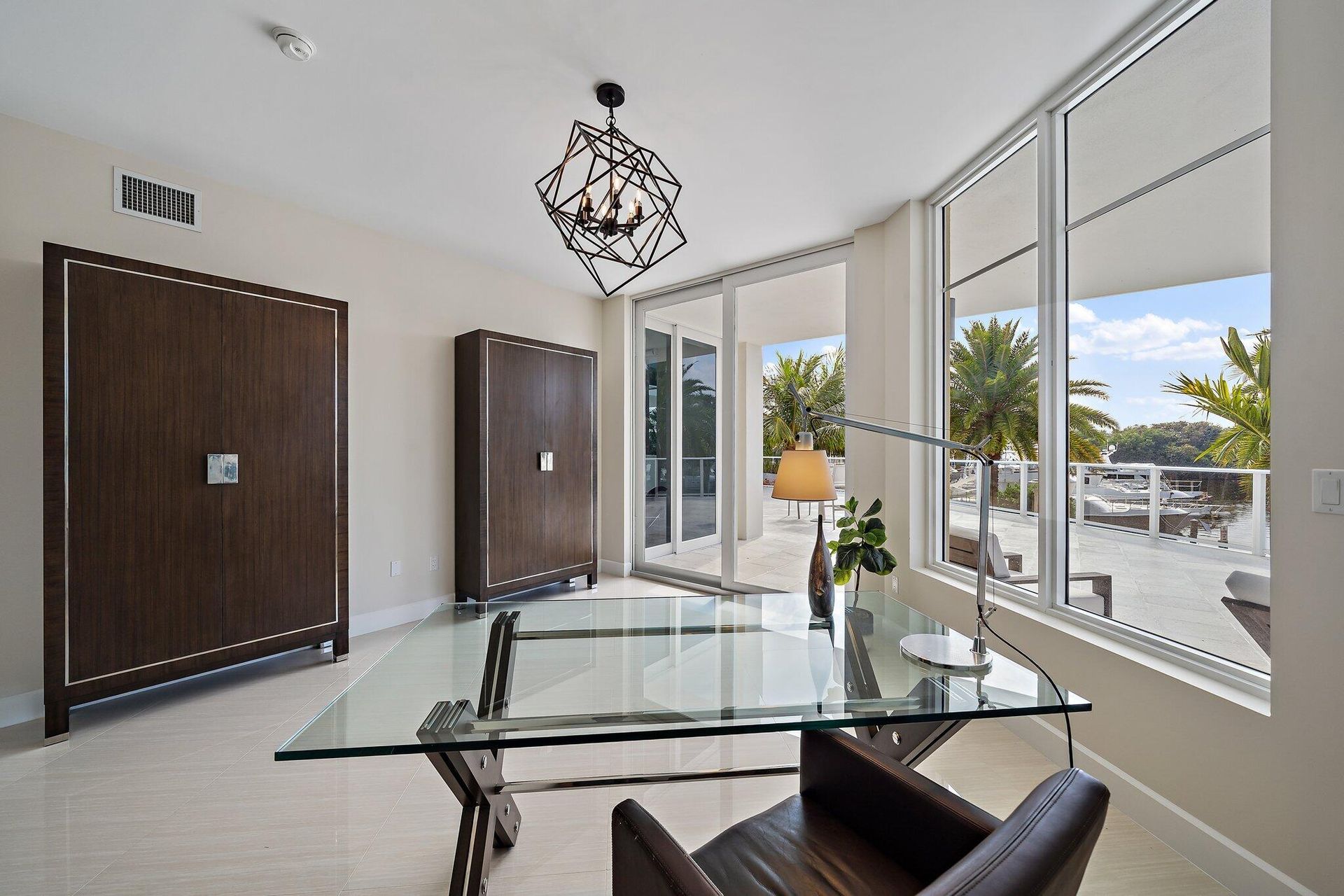 Condominium in Palm Beach Gardens, Florida 11623939