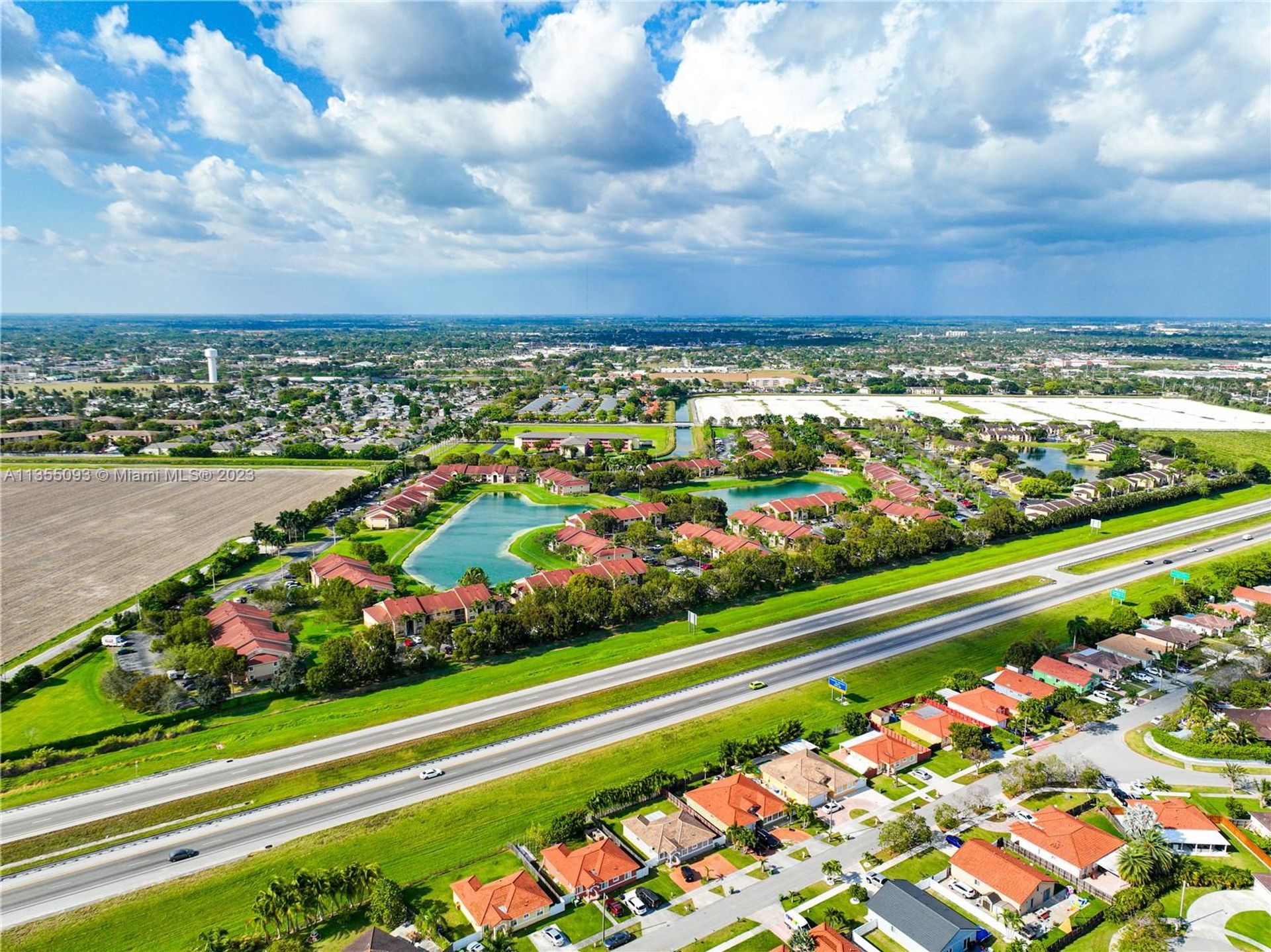 rumah dalam Homestead, Florida 11623945