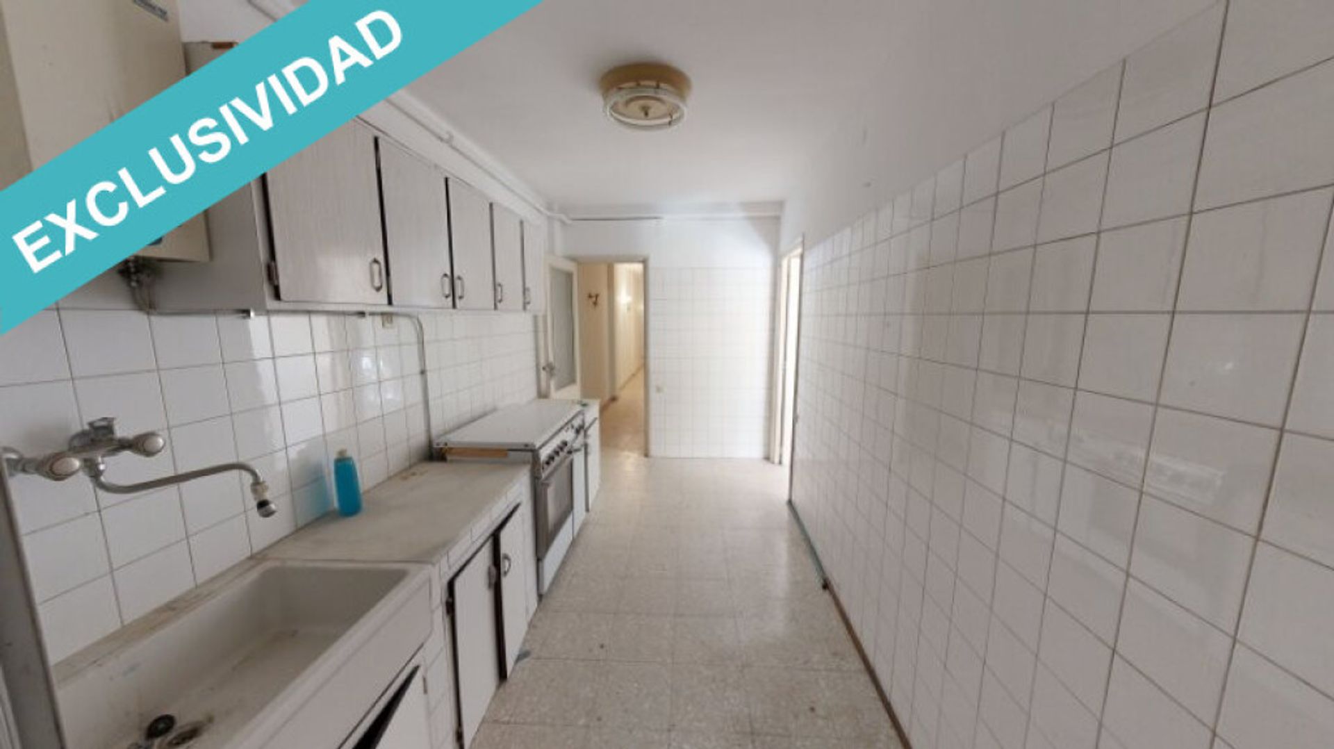 Condominium in Valencia de Don Juan, Castille-Leon 11623985