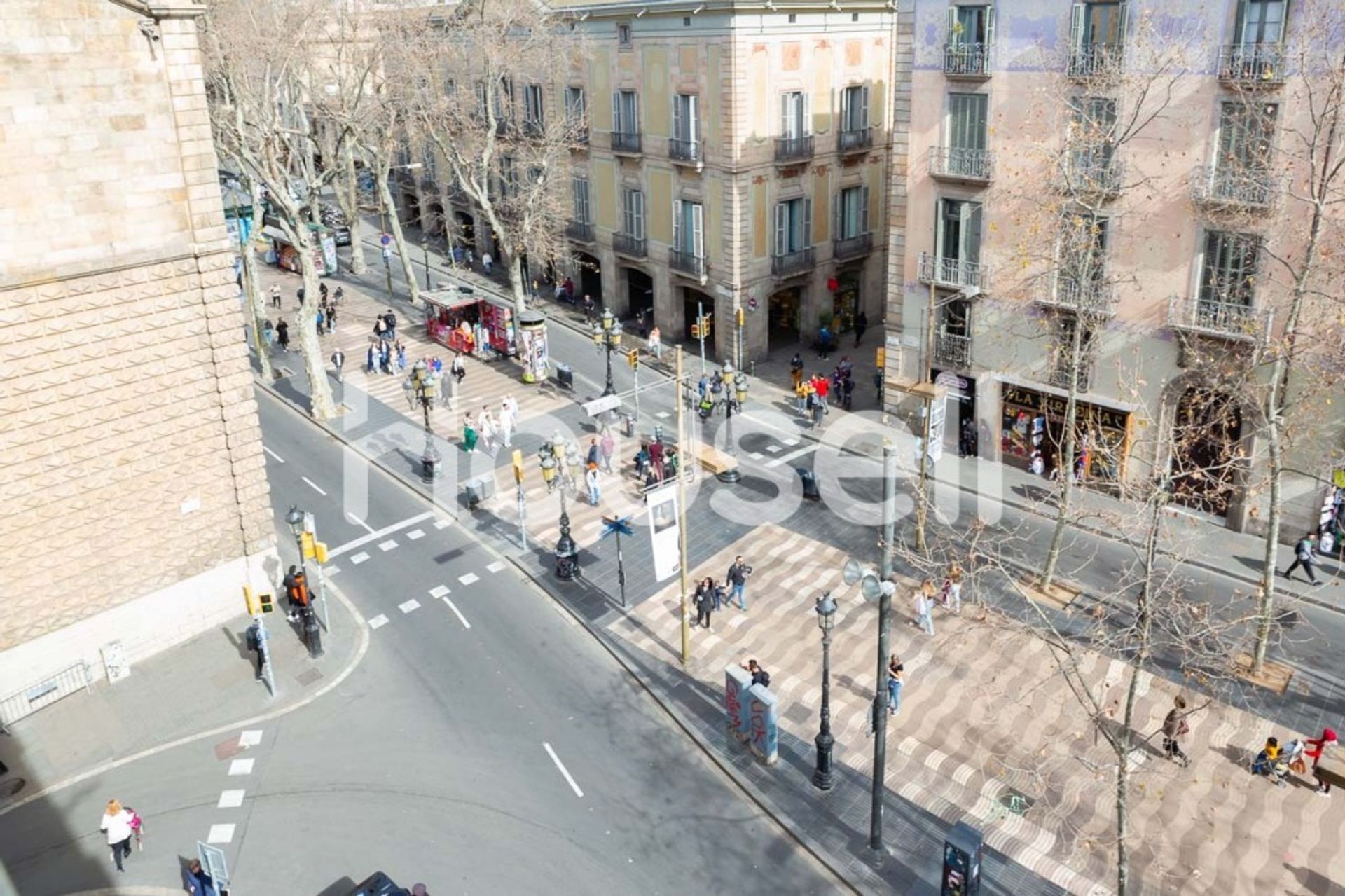 Condominium dans Barcelona, Catalunya 11624064