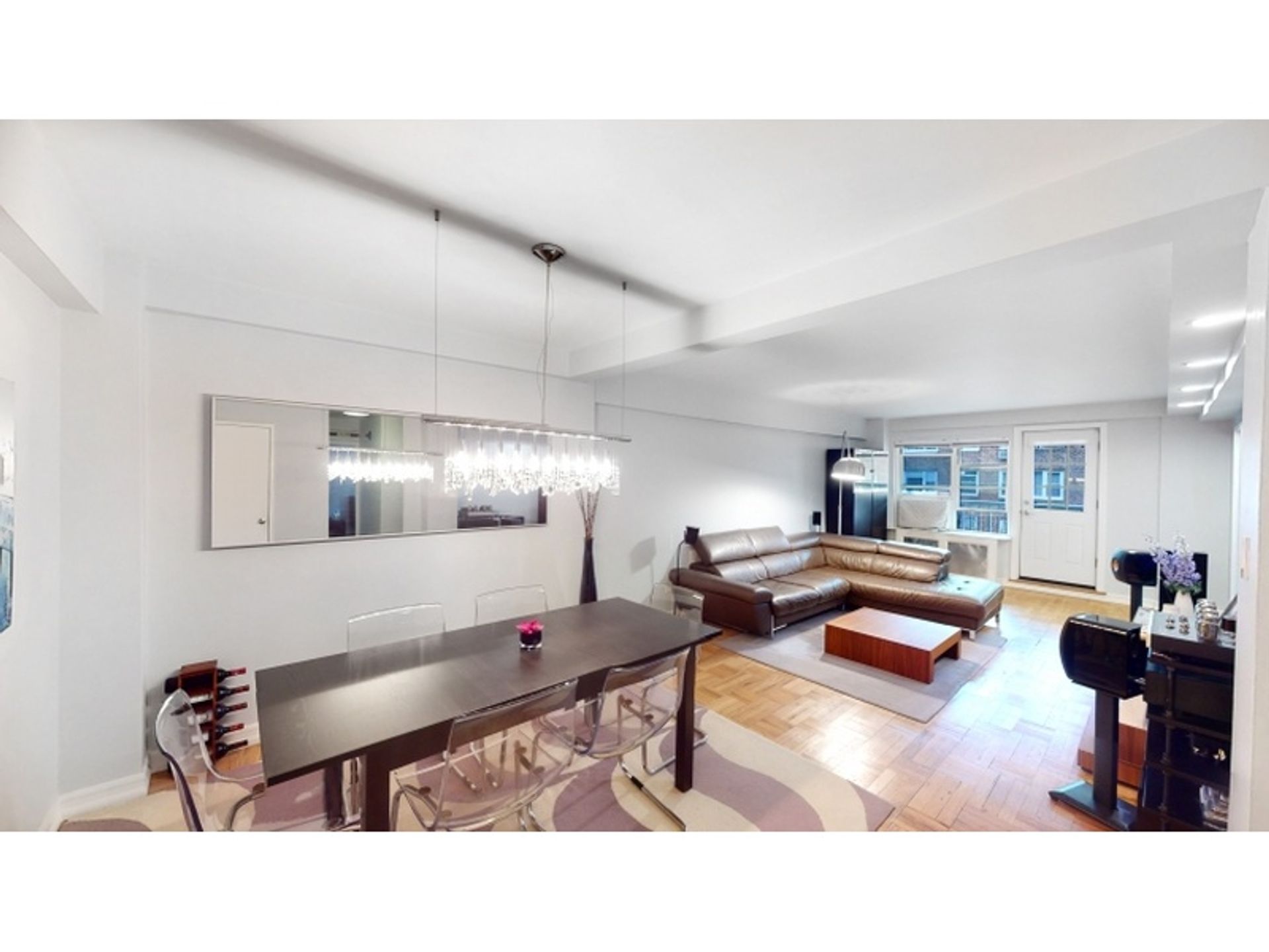 Inny w Brooklyn Manor, New York 11625080