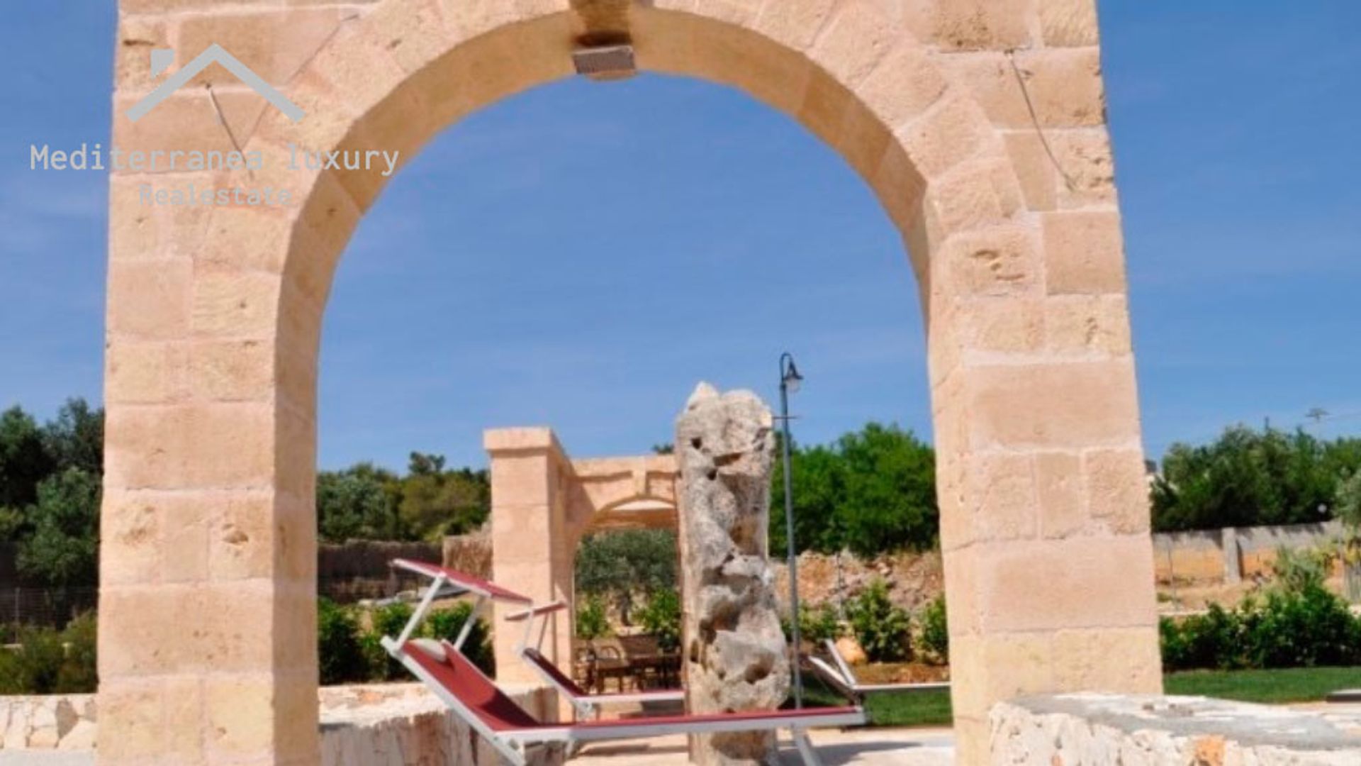 loger dans Castrignano del Capo, Apulia 11625285