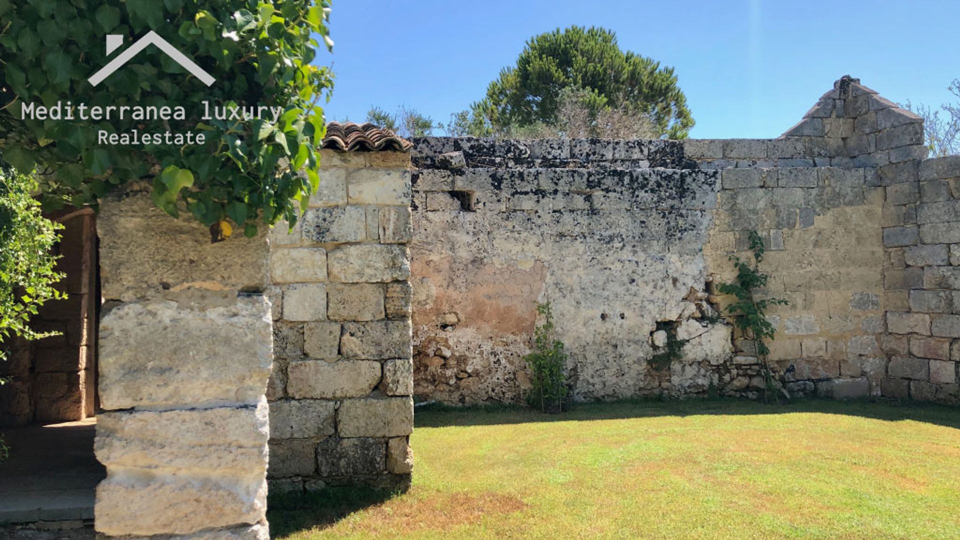 Otro en Lecce, Apulia 11625288