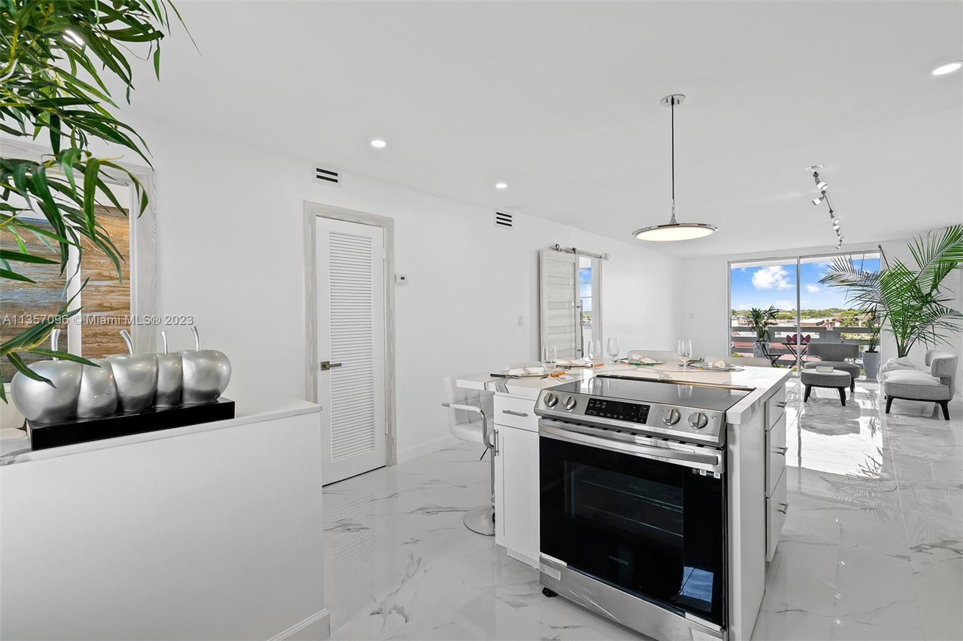 Condominio nel Ojus, Florida 11625576