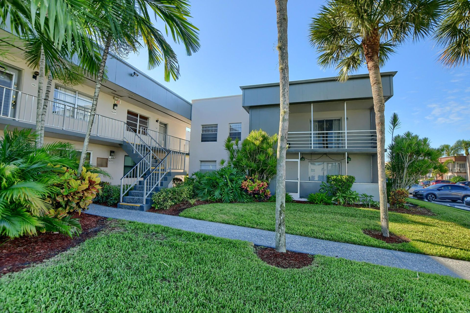 Condominium in Kings Point, Florida 11625590