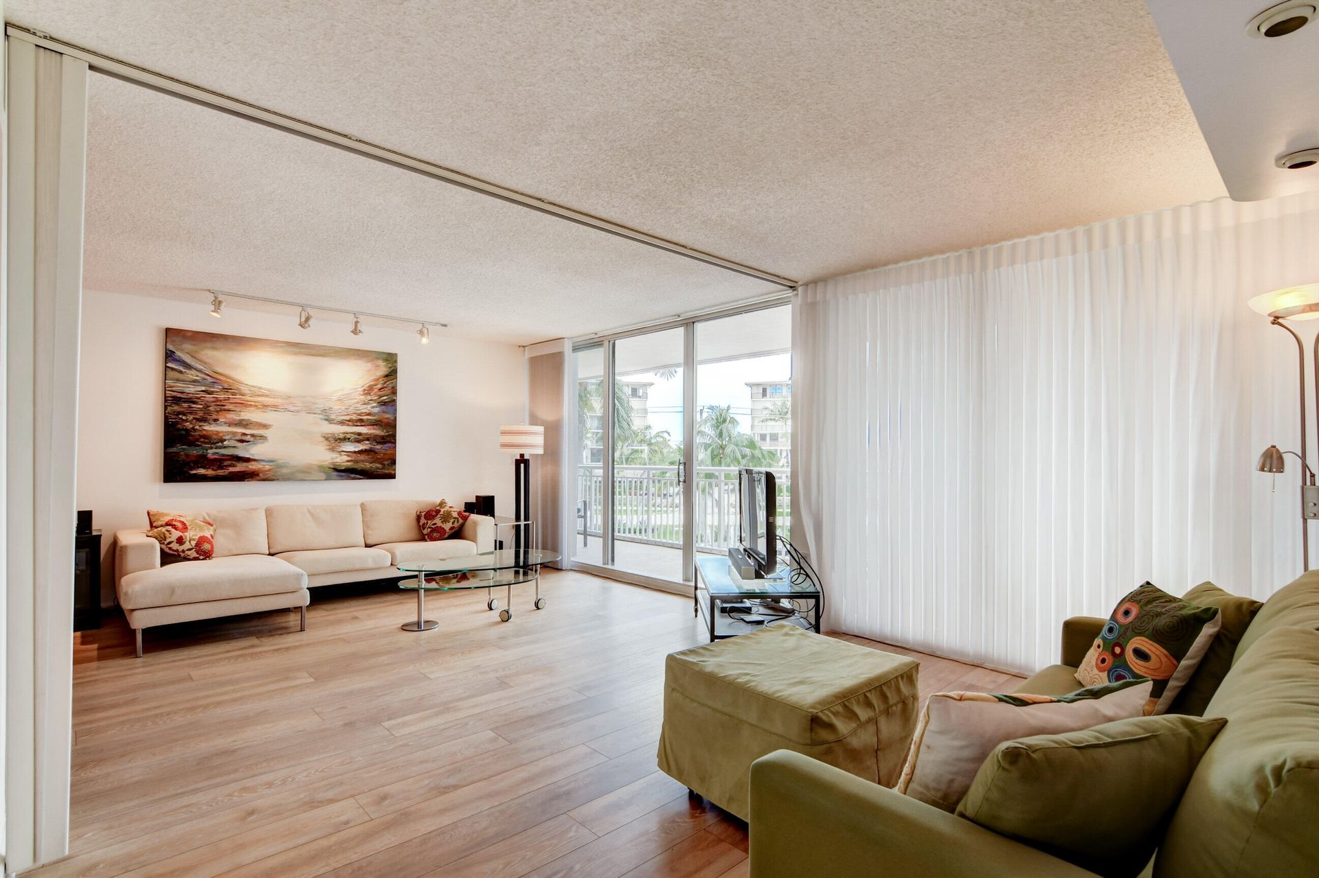 Condominium in Palm Beach, Florida 11625613