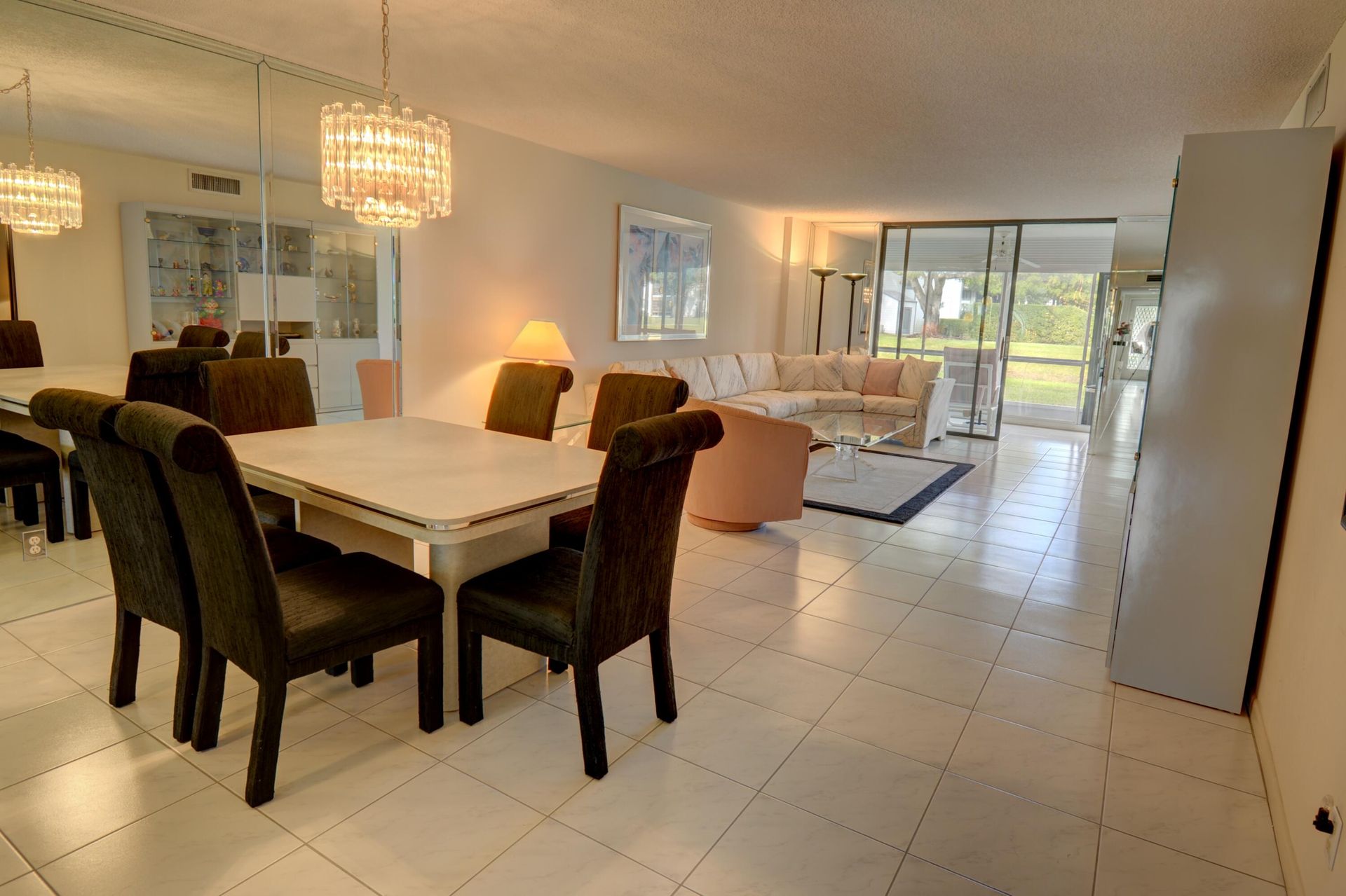 Condominium dans Kings Point, Florida 11625660