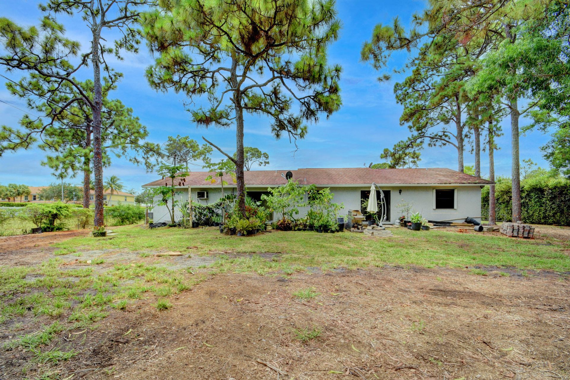 House in Greenacres, Florida 11625671