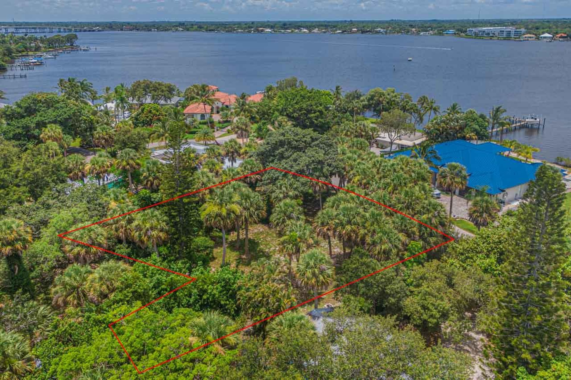 Land in Stuart, Florida 11625826